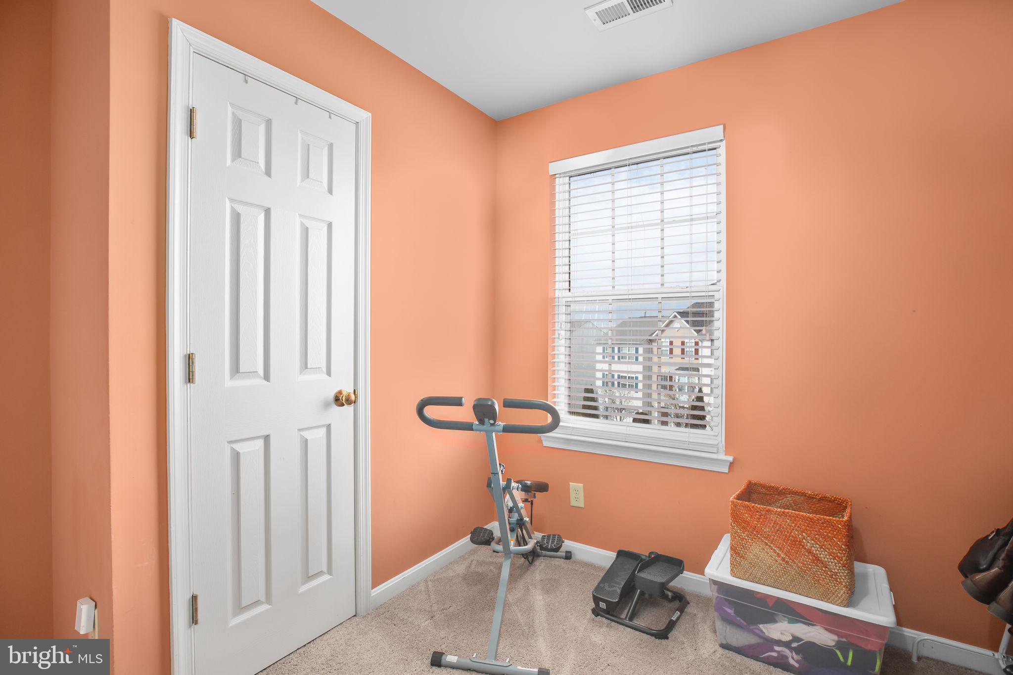 SALEM FIELDS - Residential