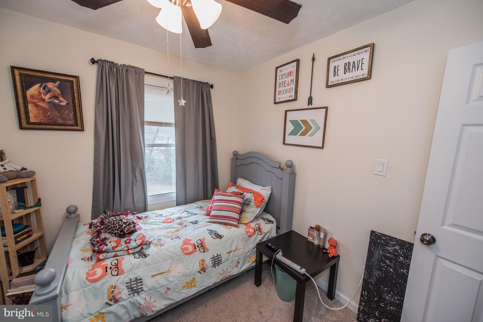 ROYAL VILLAGE - Residential