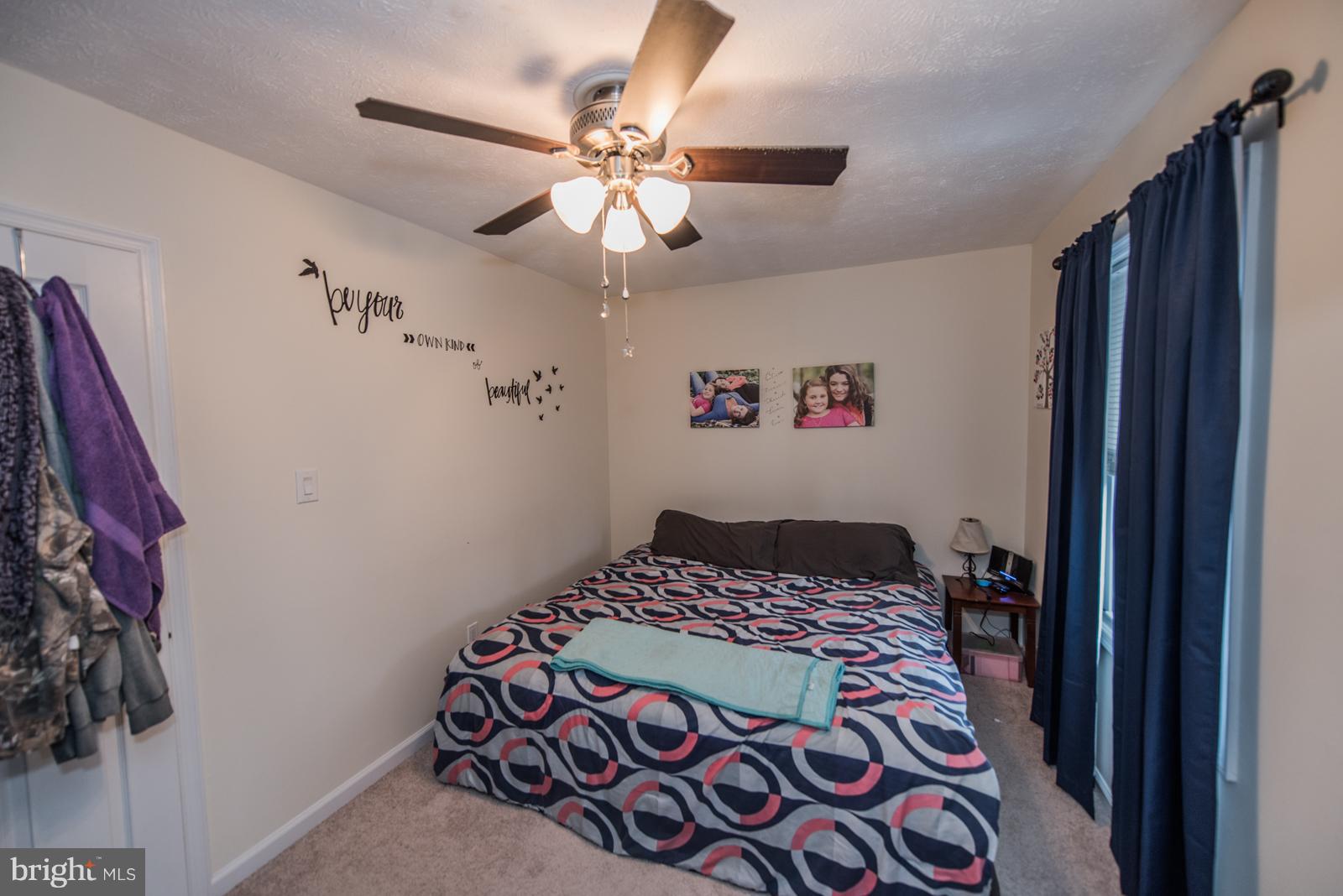 ROYAL VILLAGE - Residential