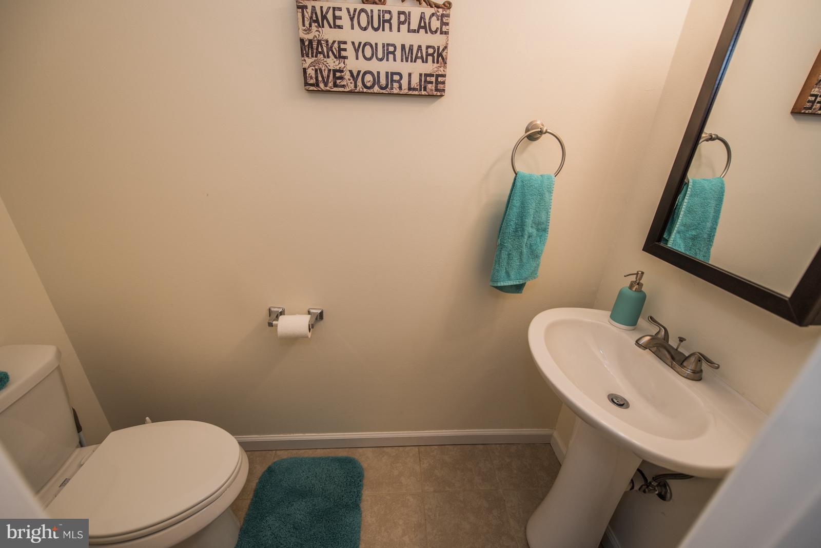 ROYAL VILLAGE - Residential