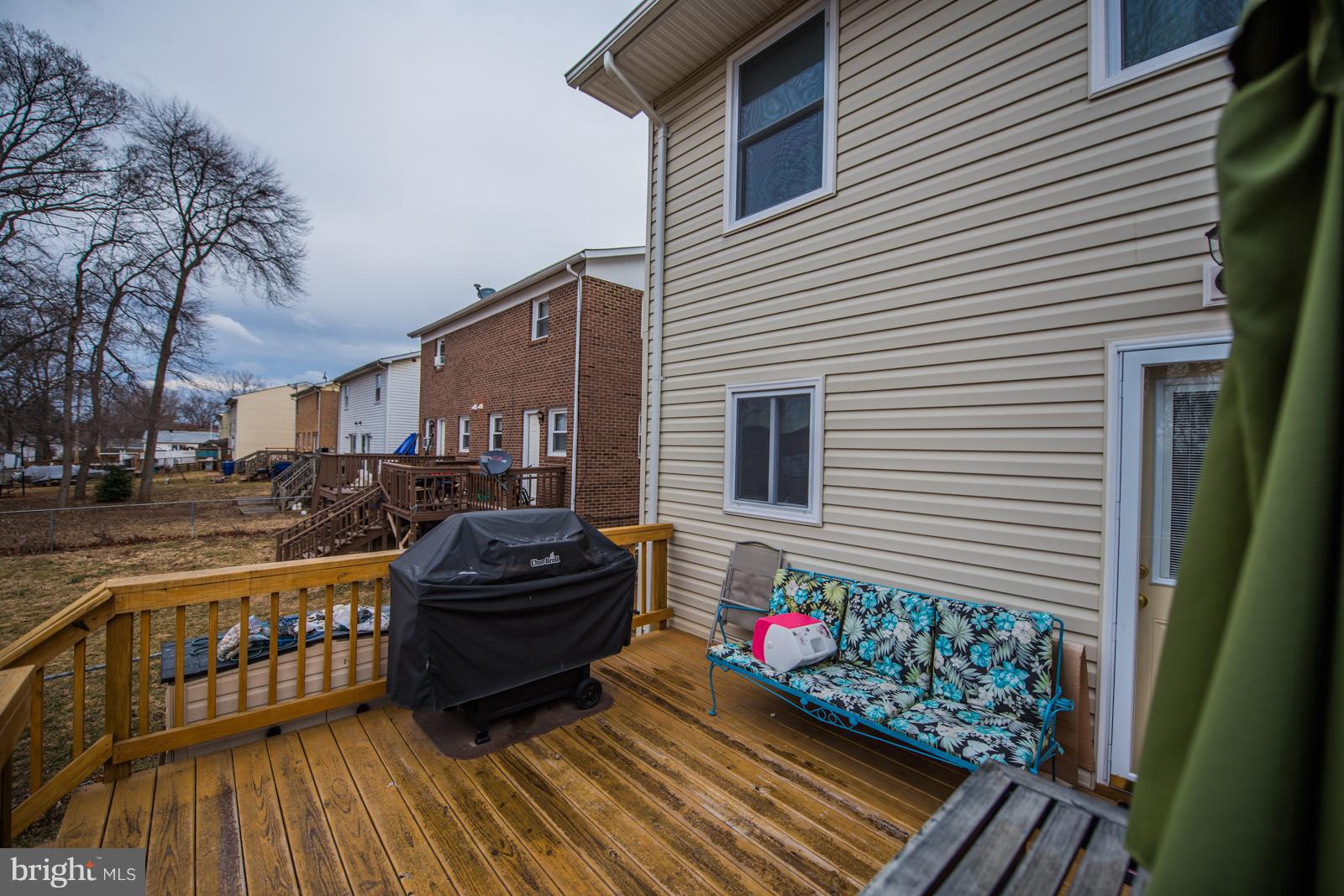 ROYAL VILLAGE - Residential