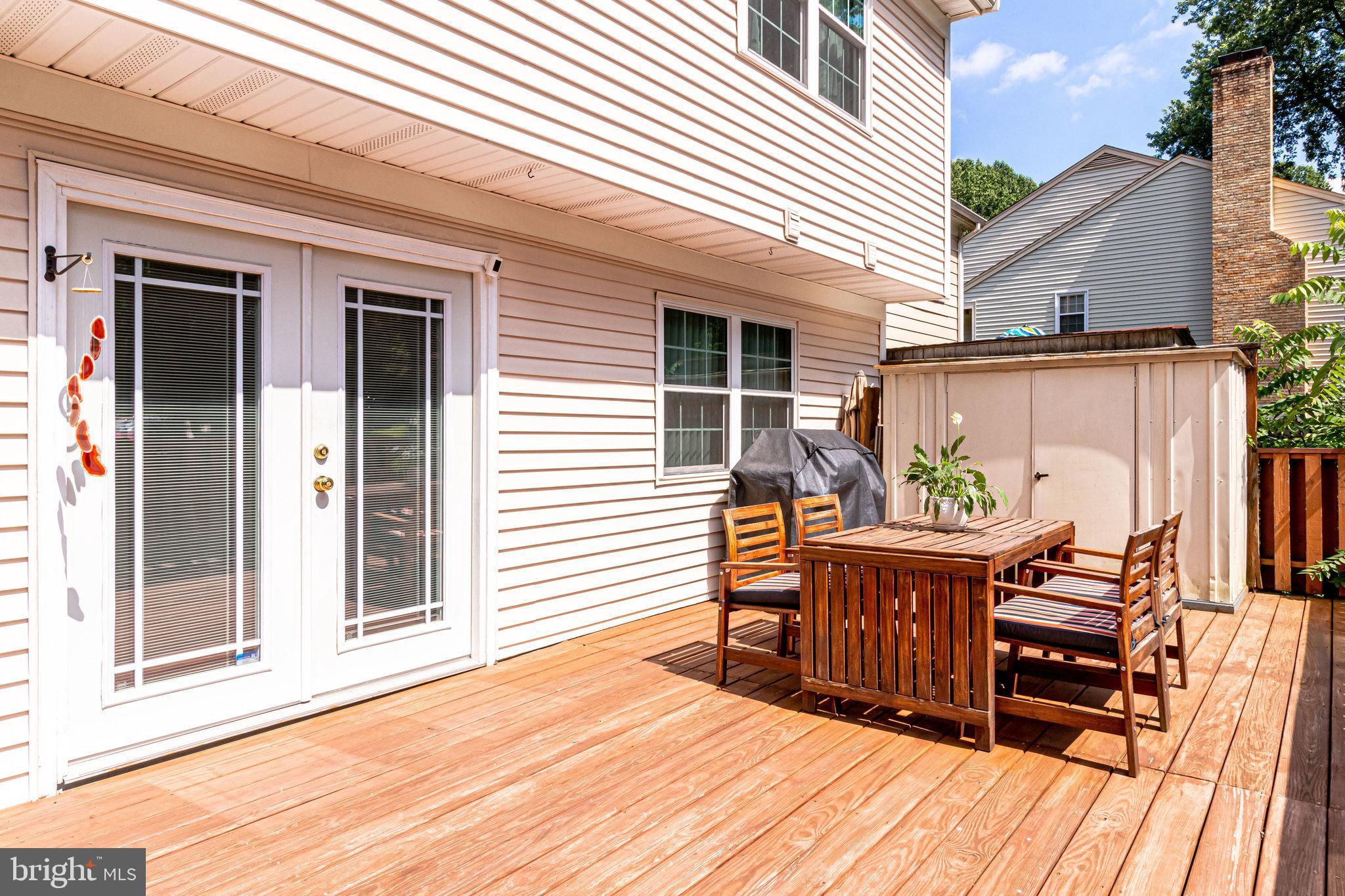 BURKE CENTRE - Residential