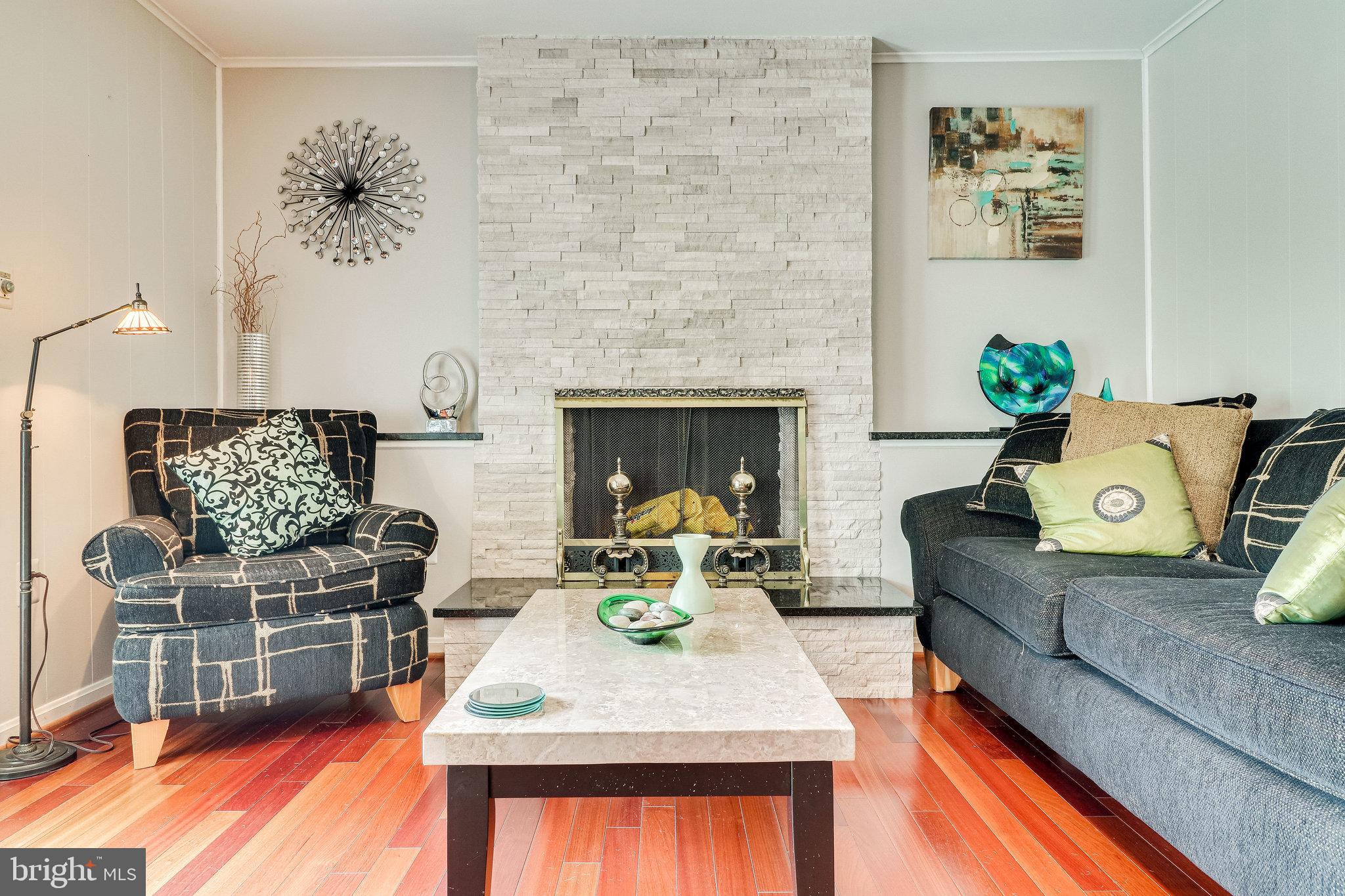 BURKE CENTRE - Residential