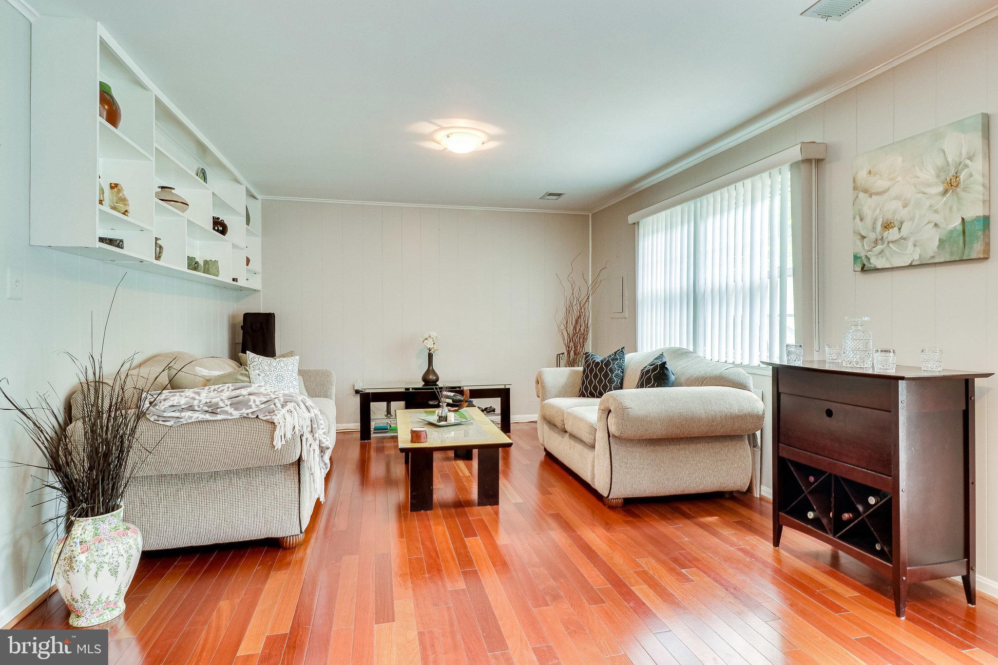 BURKE CENTRE - Residential