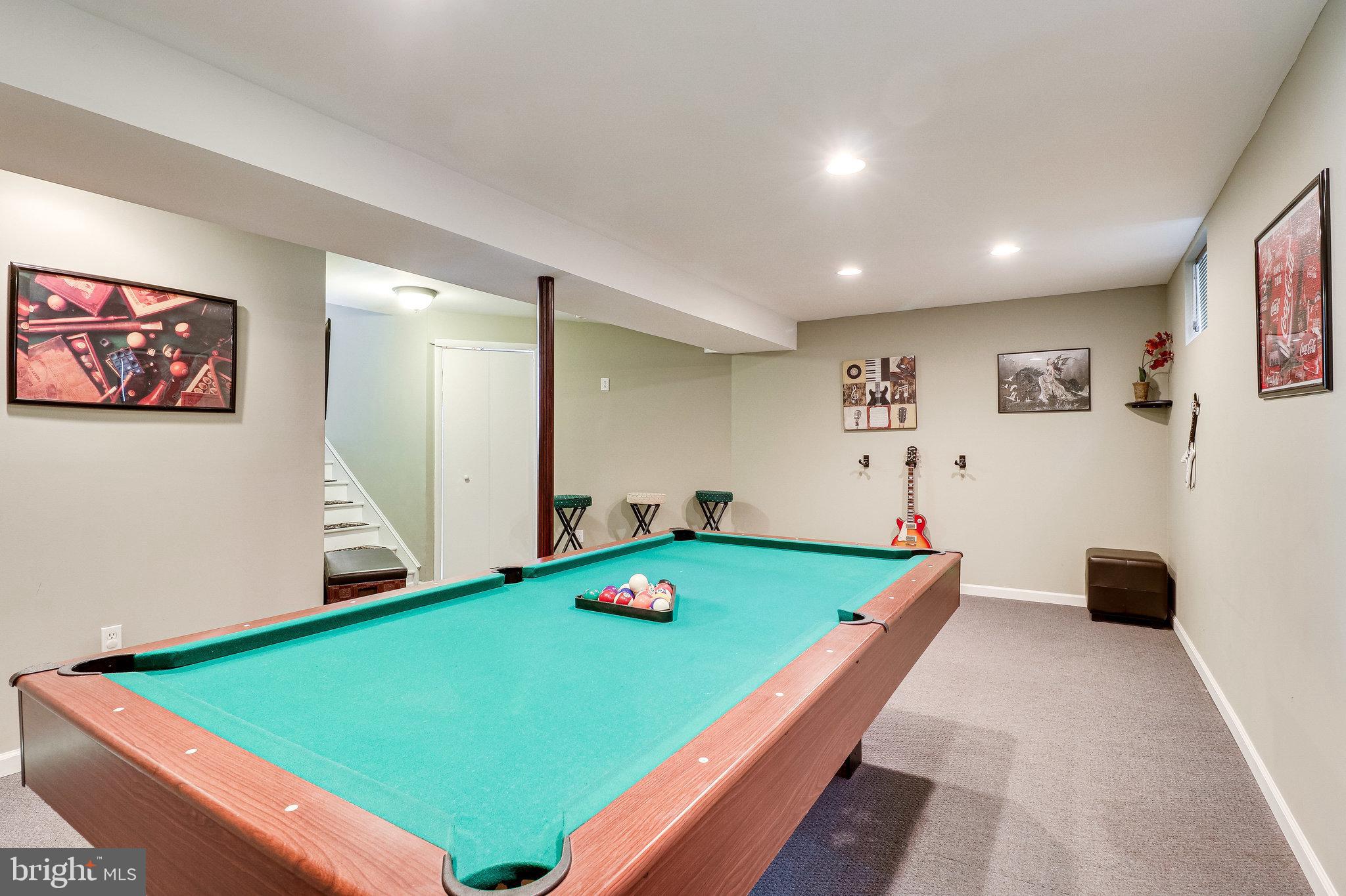 BURKE CENTRE - Residential