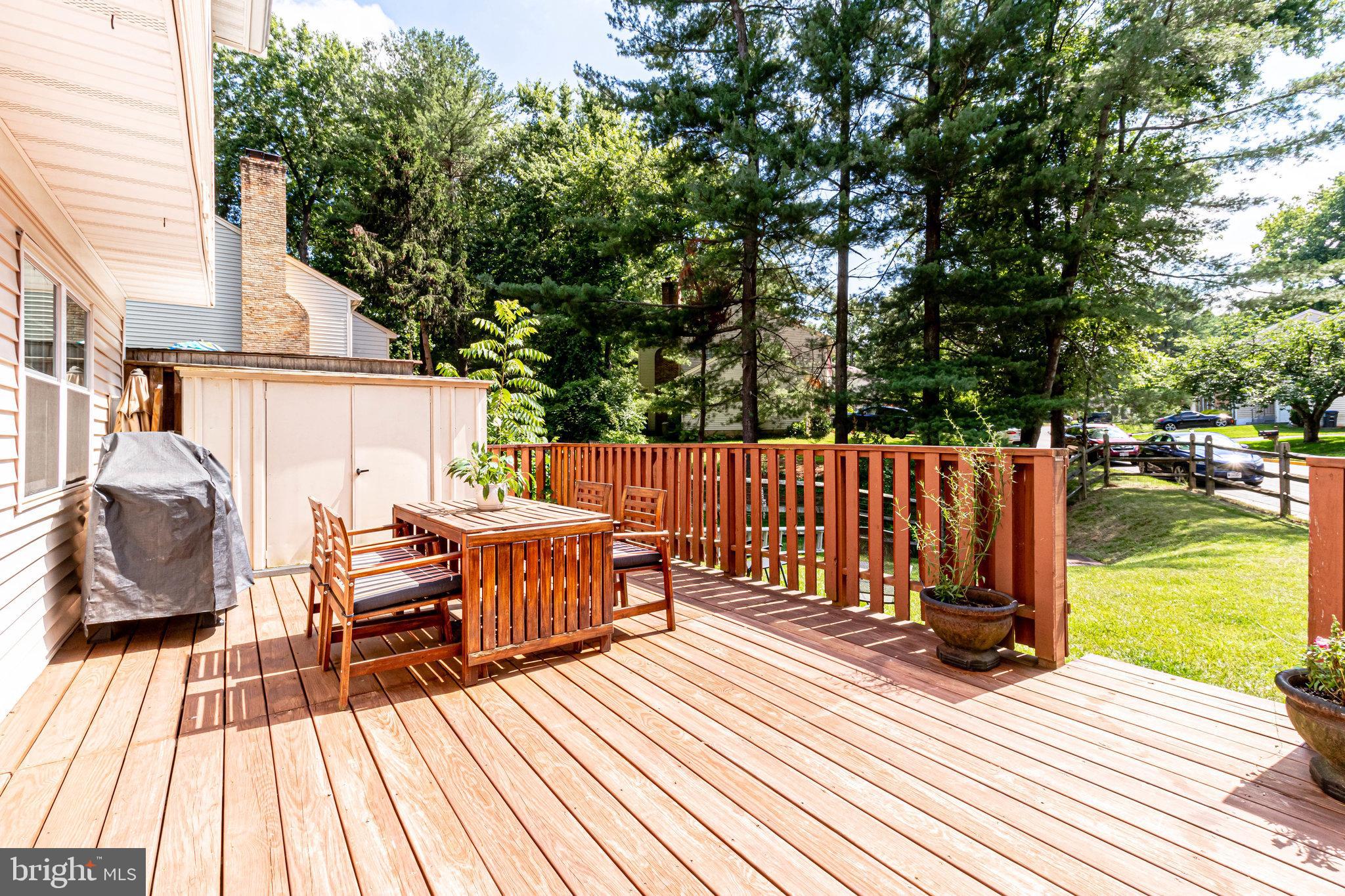 BURKE CENTRE - Residential