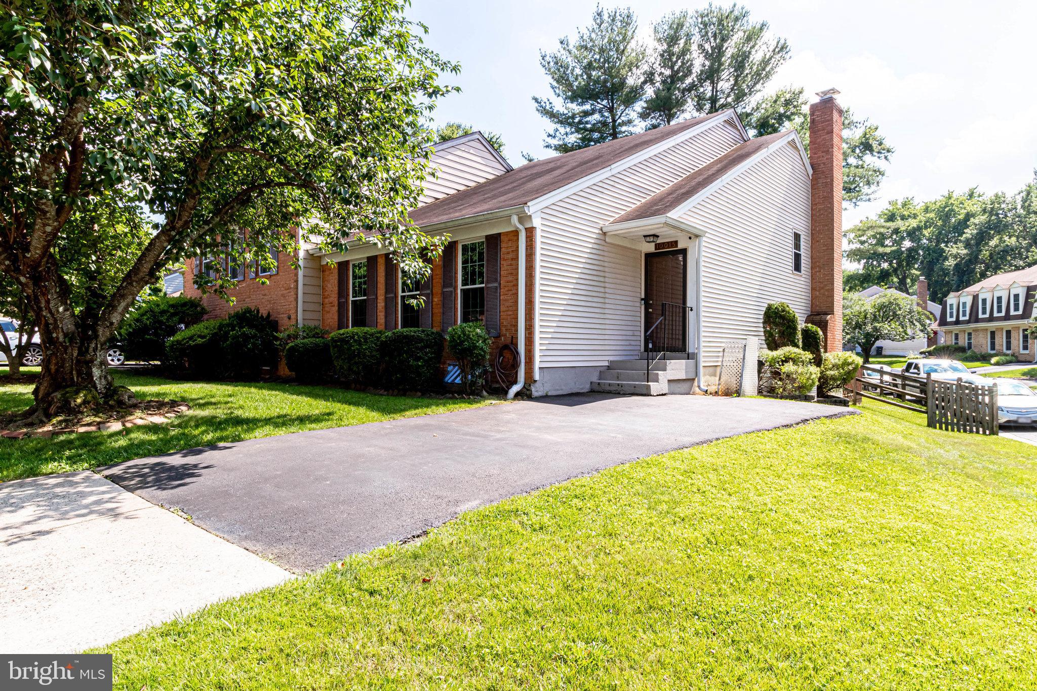 BURKE CENTRE - Residential