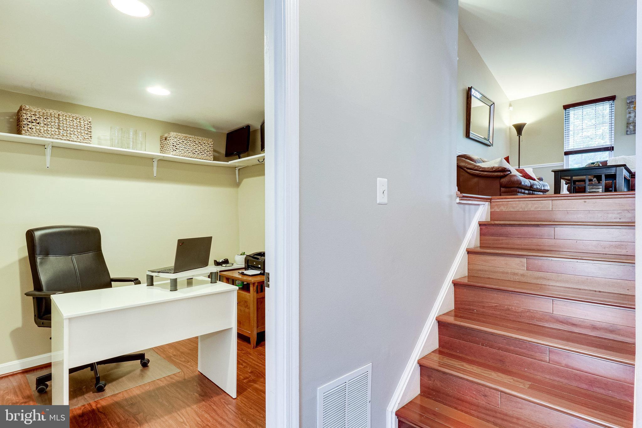 BURKE CENTRE - Residential