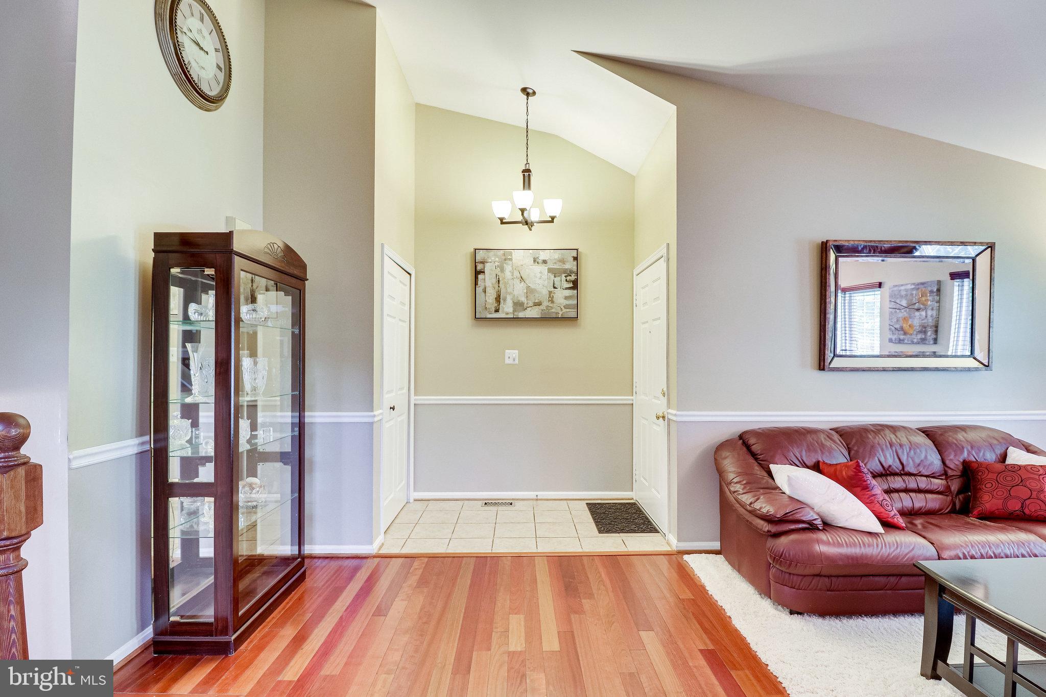 BURKE CENTRE - Residential