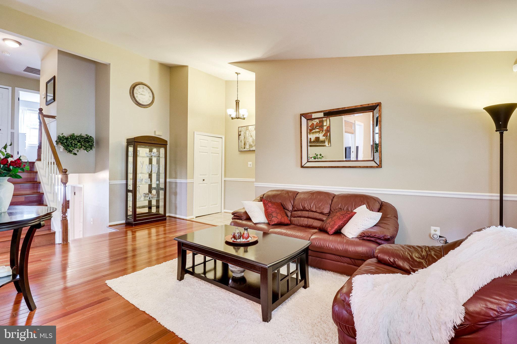 BURKE CENTRE - Residential