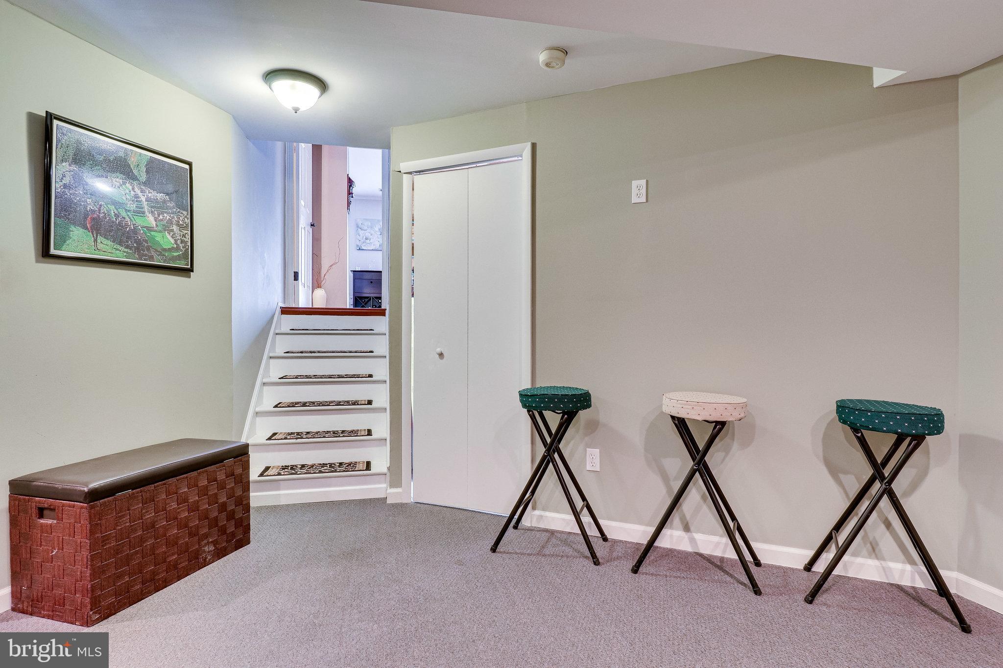 BURKE CENTRE - Residential