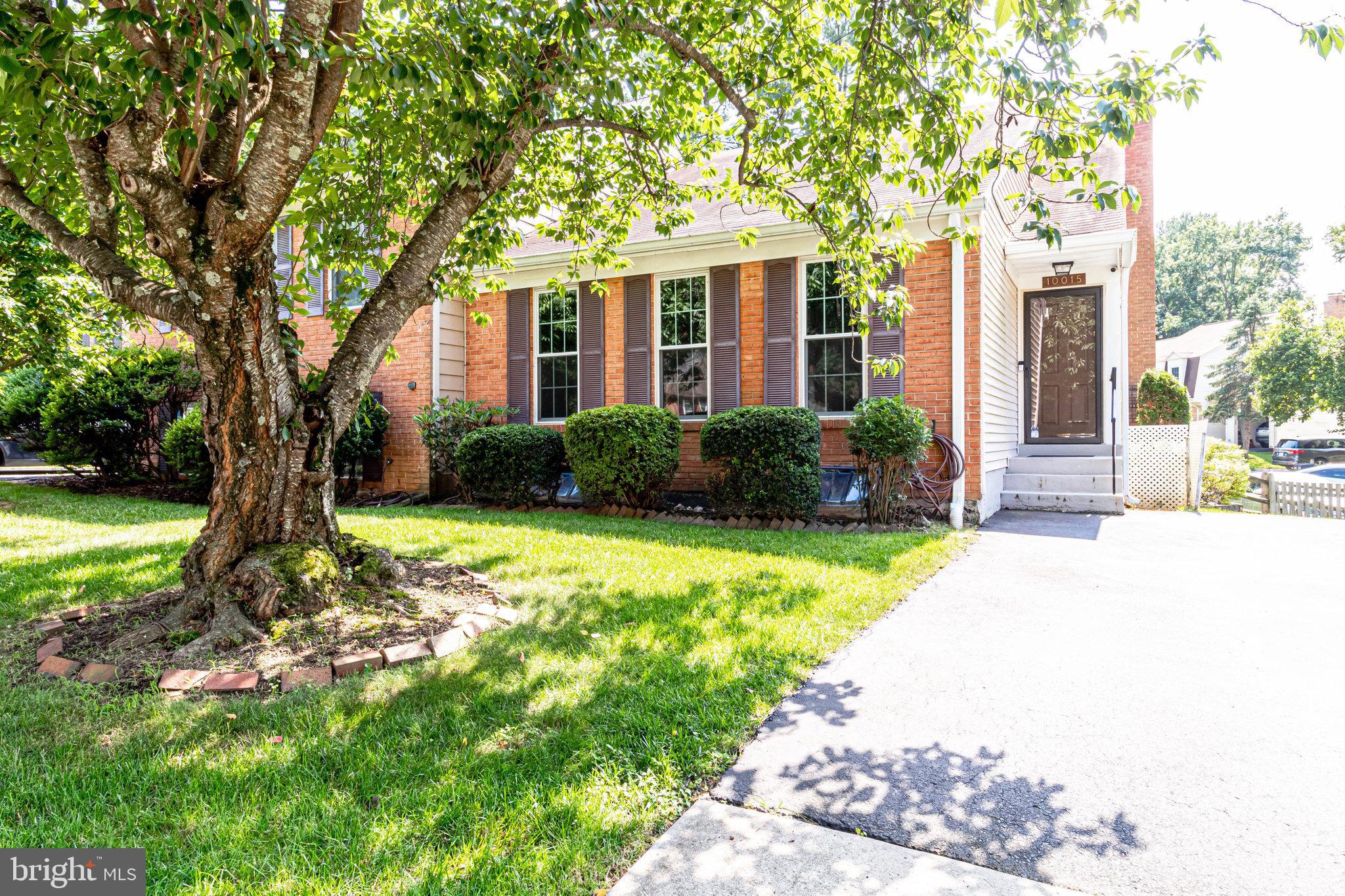 BURKE CENTRE - Residential