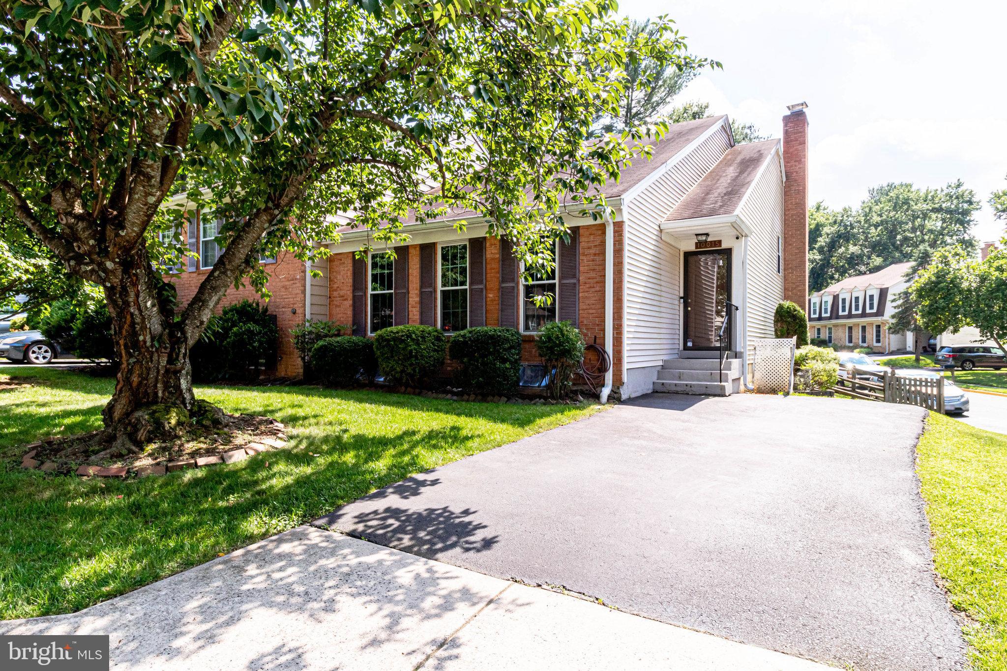 BURKE CENTRE - Residential