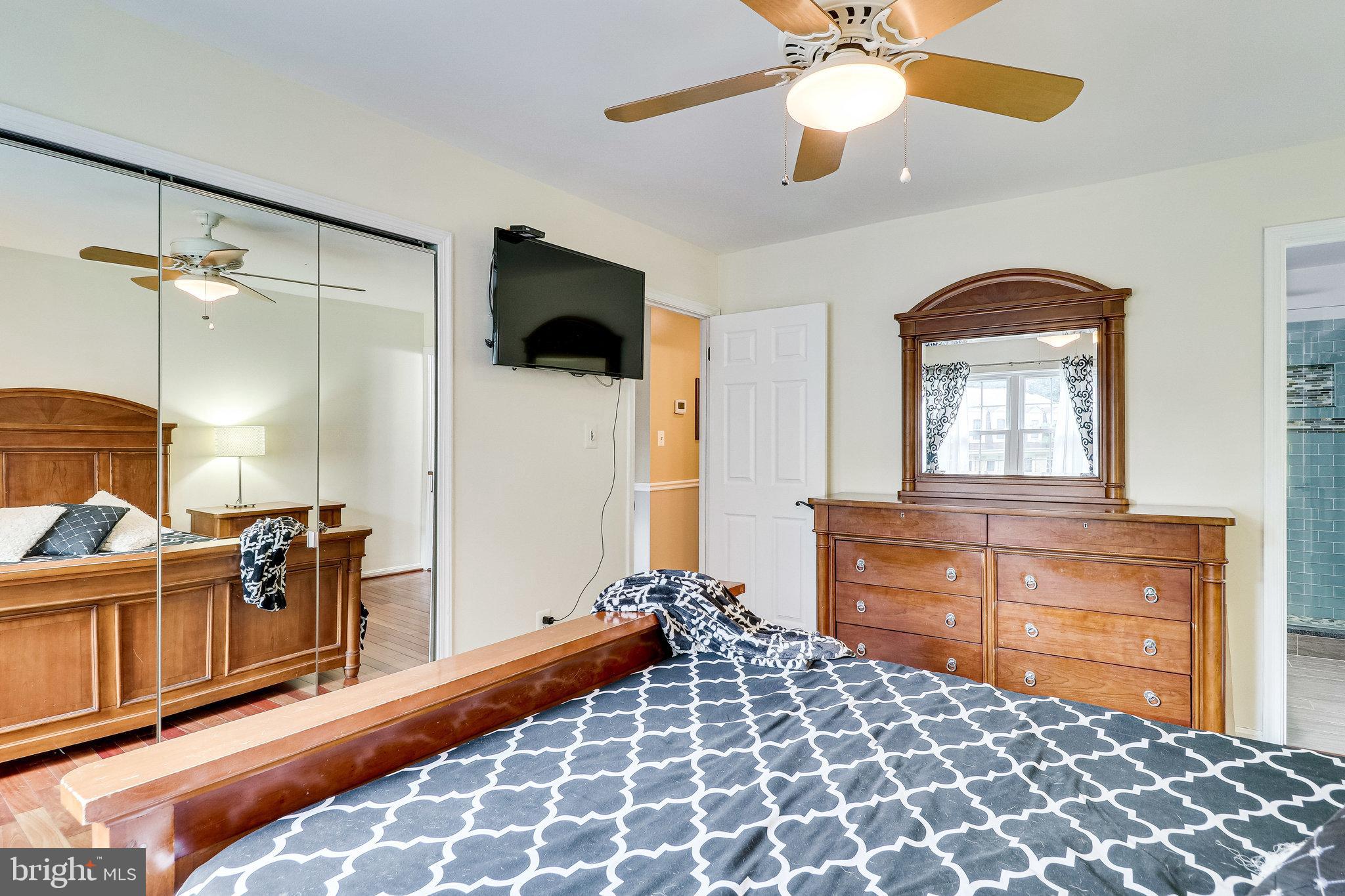 BURKE CENTRE - Residential