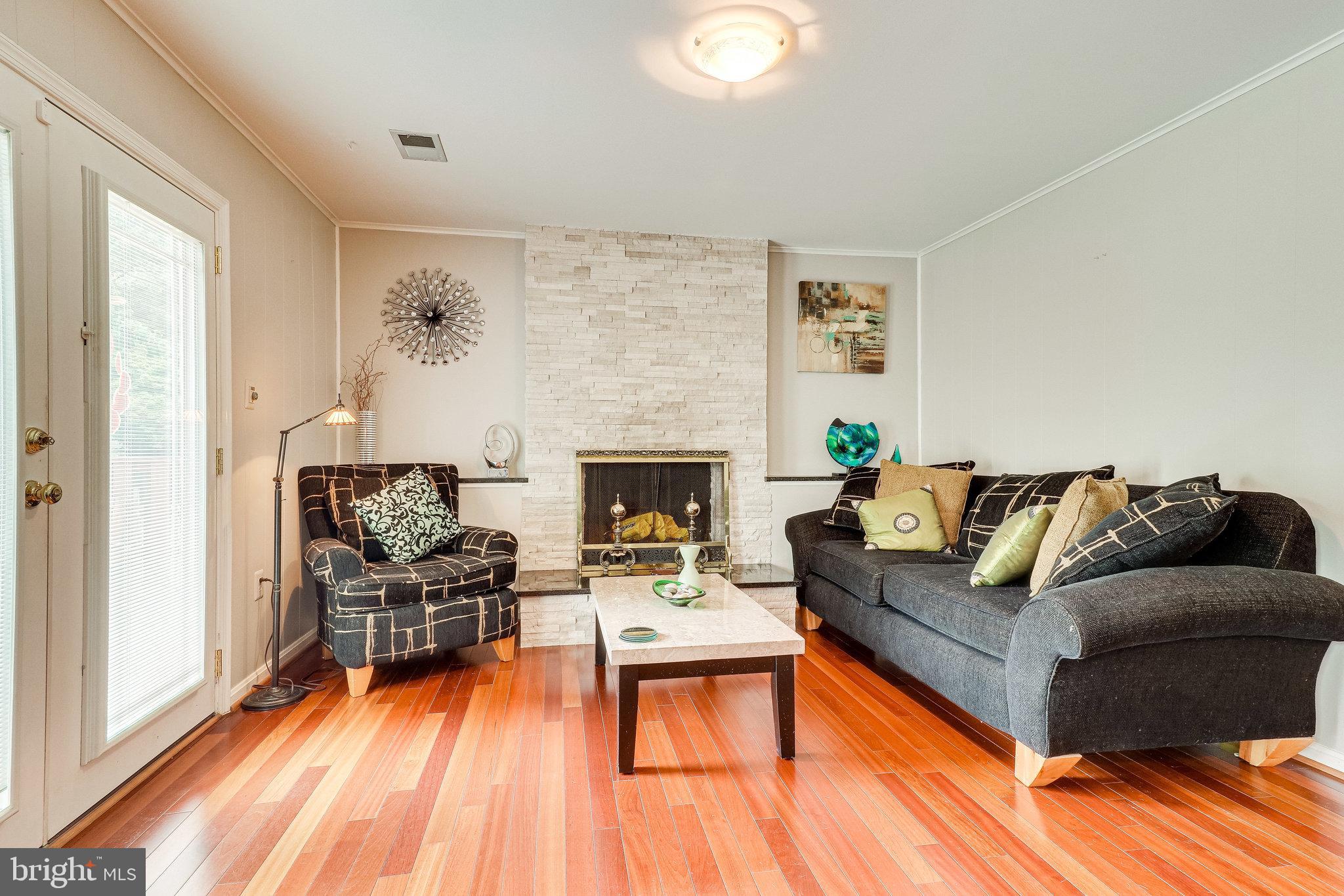 BURKE CENTRE - Residential