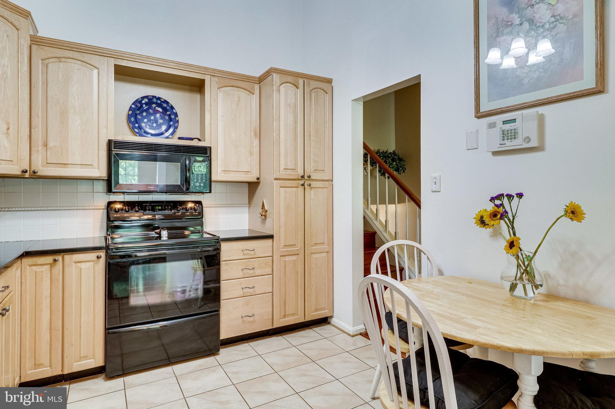 BURKE CENTRE - Residential