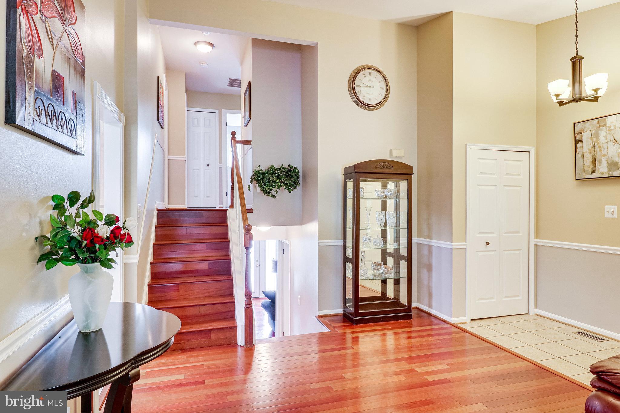 BURKE CENTRE - Residential