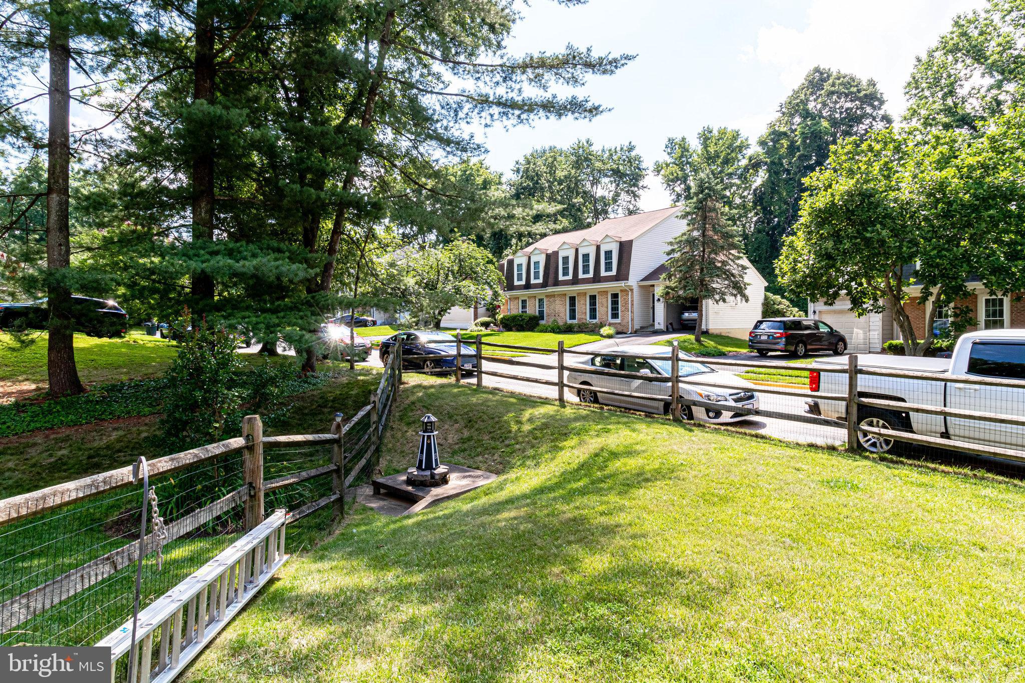 BURKE CENTRE - Residential