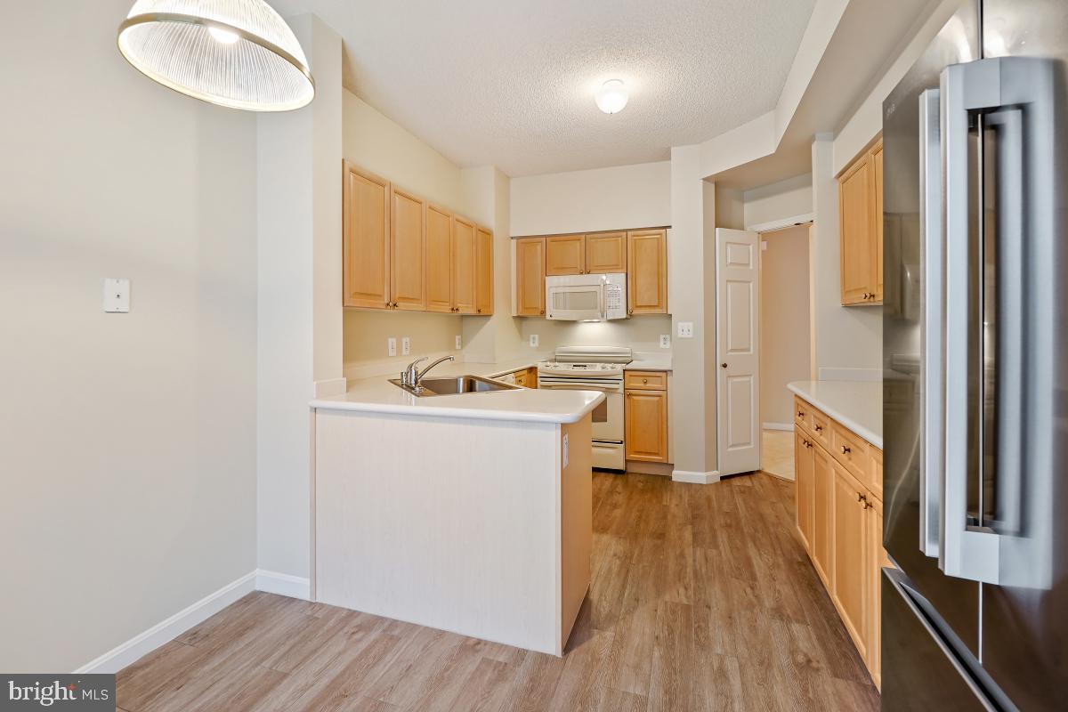 LANSDOWNE WOODS - Residential