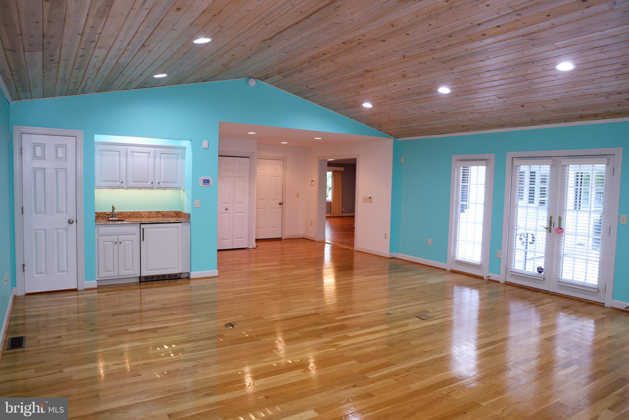 FOUNTAIN HEAD - Residential