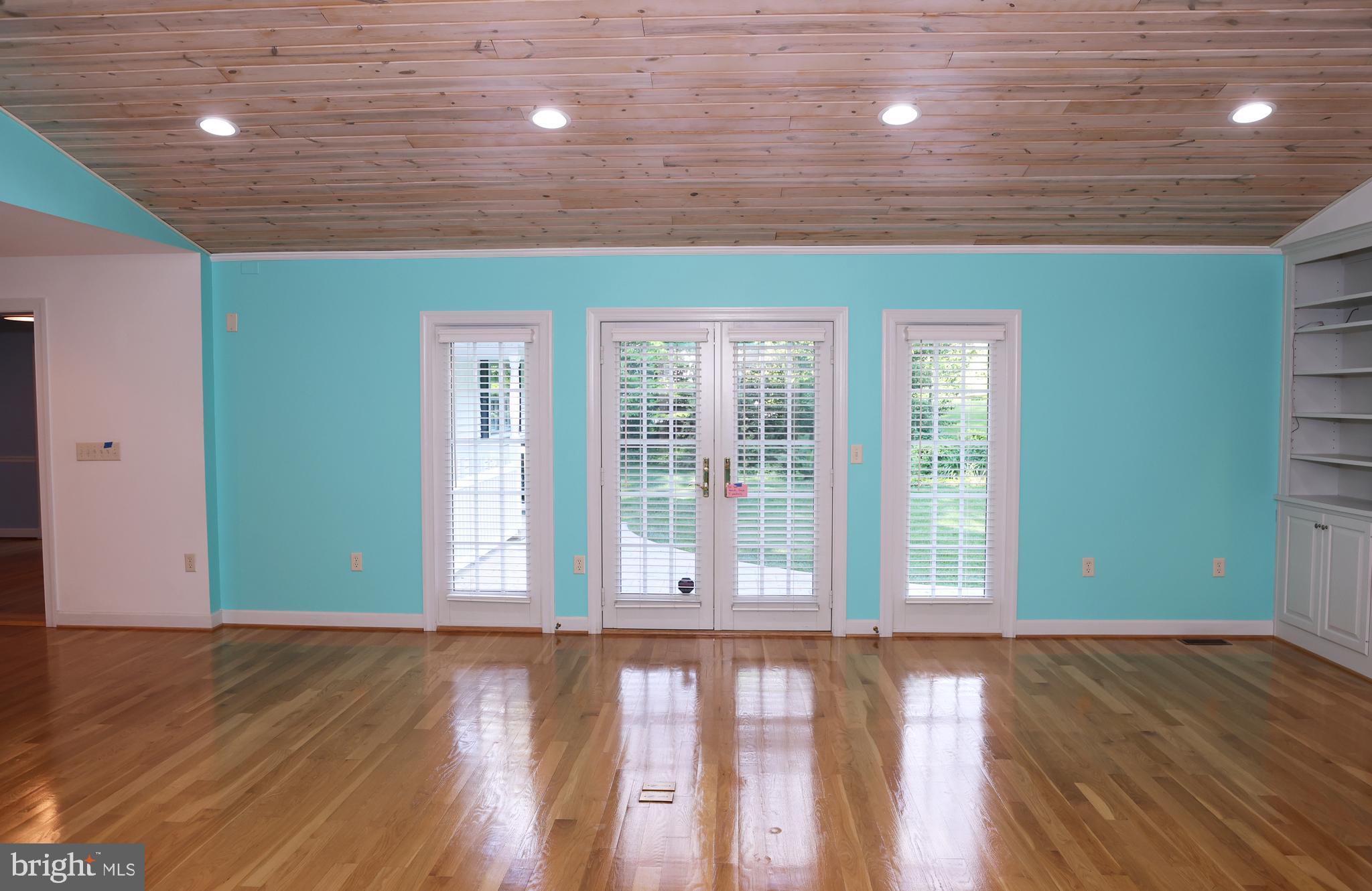 FOUNTAIN HEAD - Residential