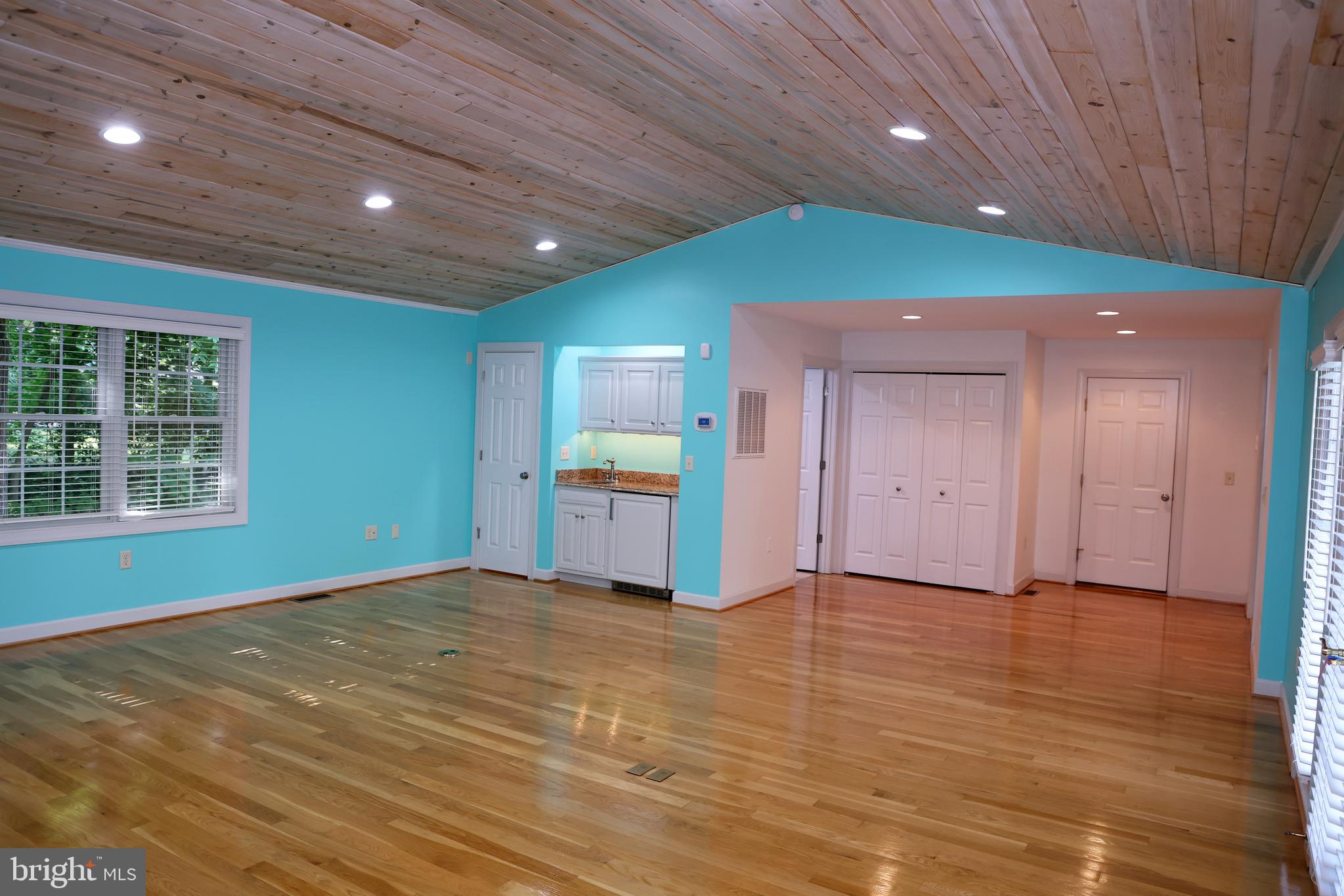 FOUNTAIN HEAD - Residential