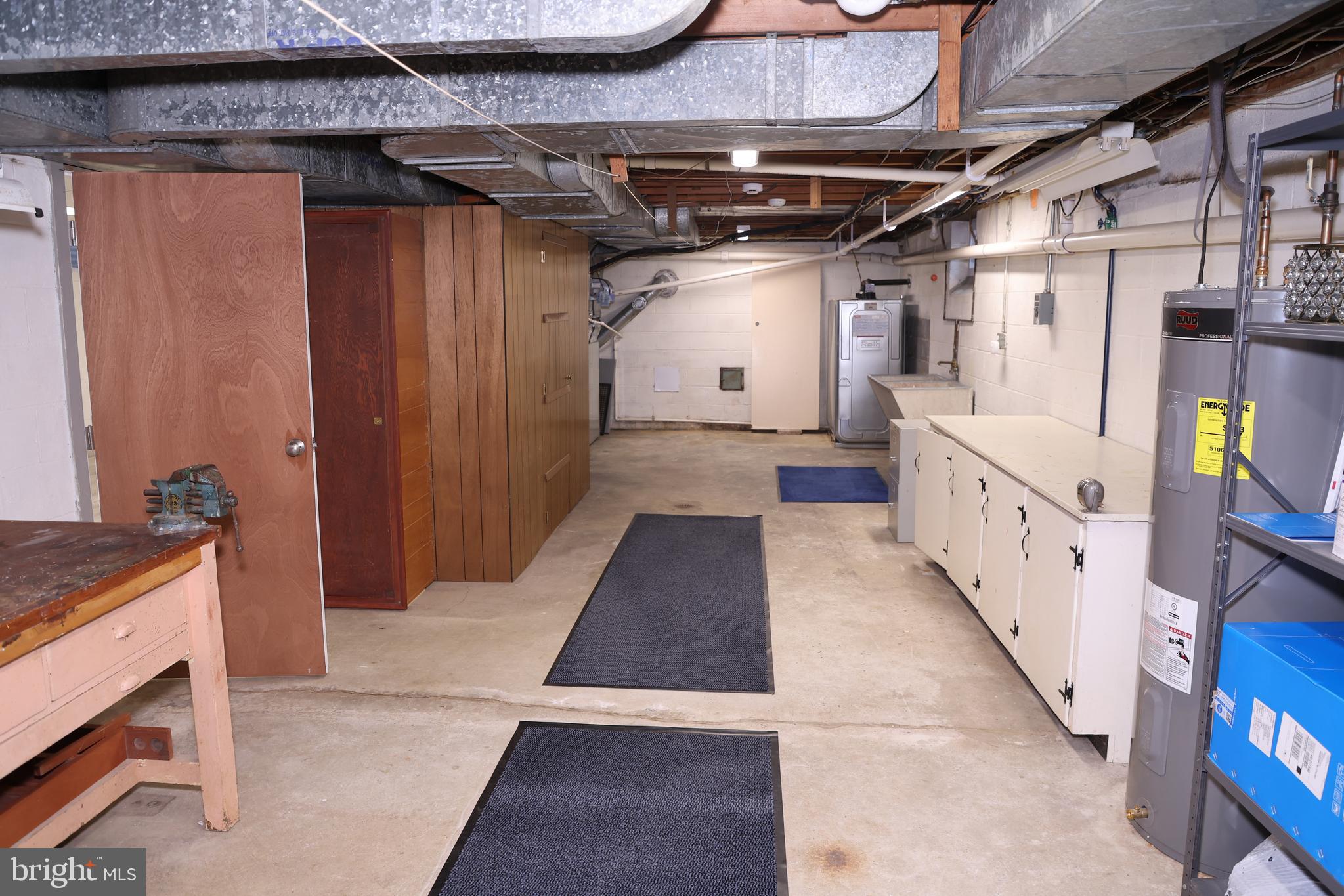 FOUNTAIN HEAD - Residential