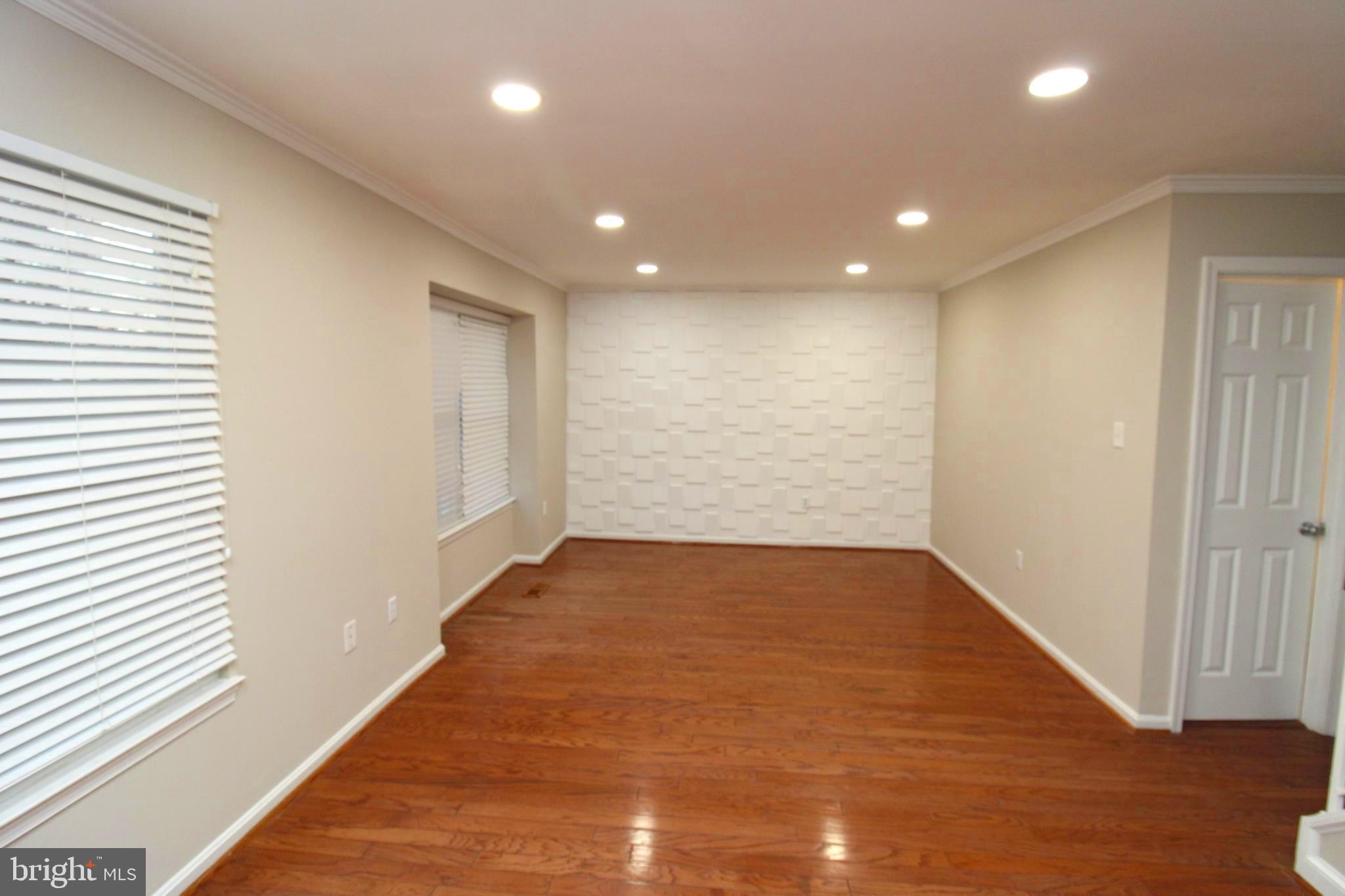 WOODSTREAM VILLAGE PLAT - Residential