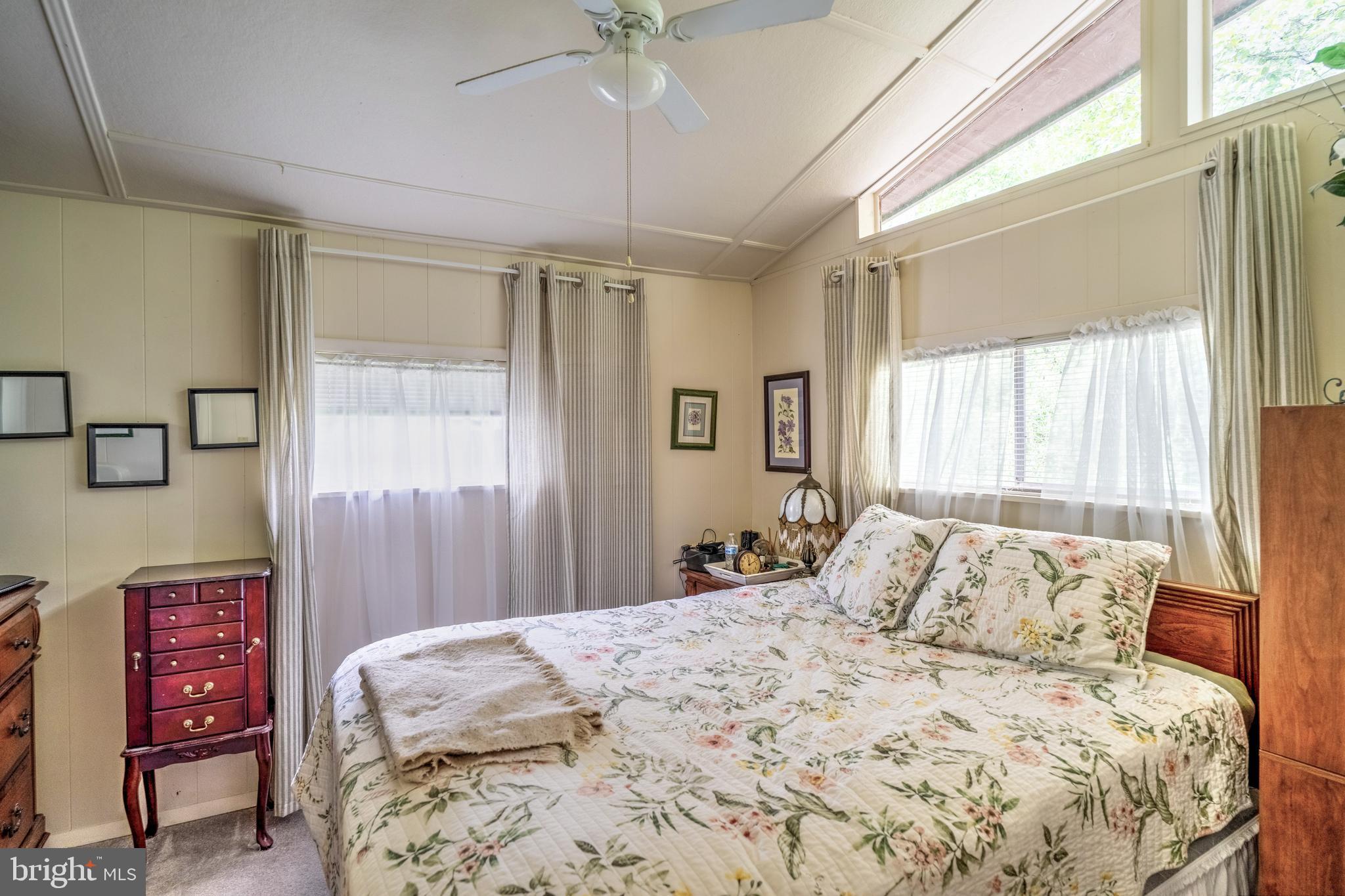 LAKE OF THE WOODS - Residential