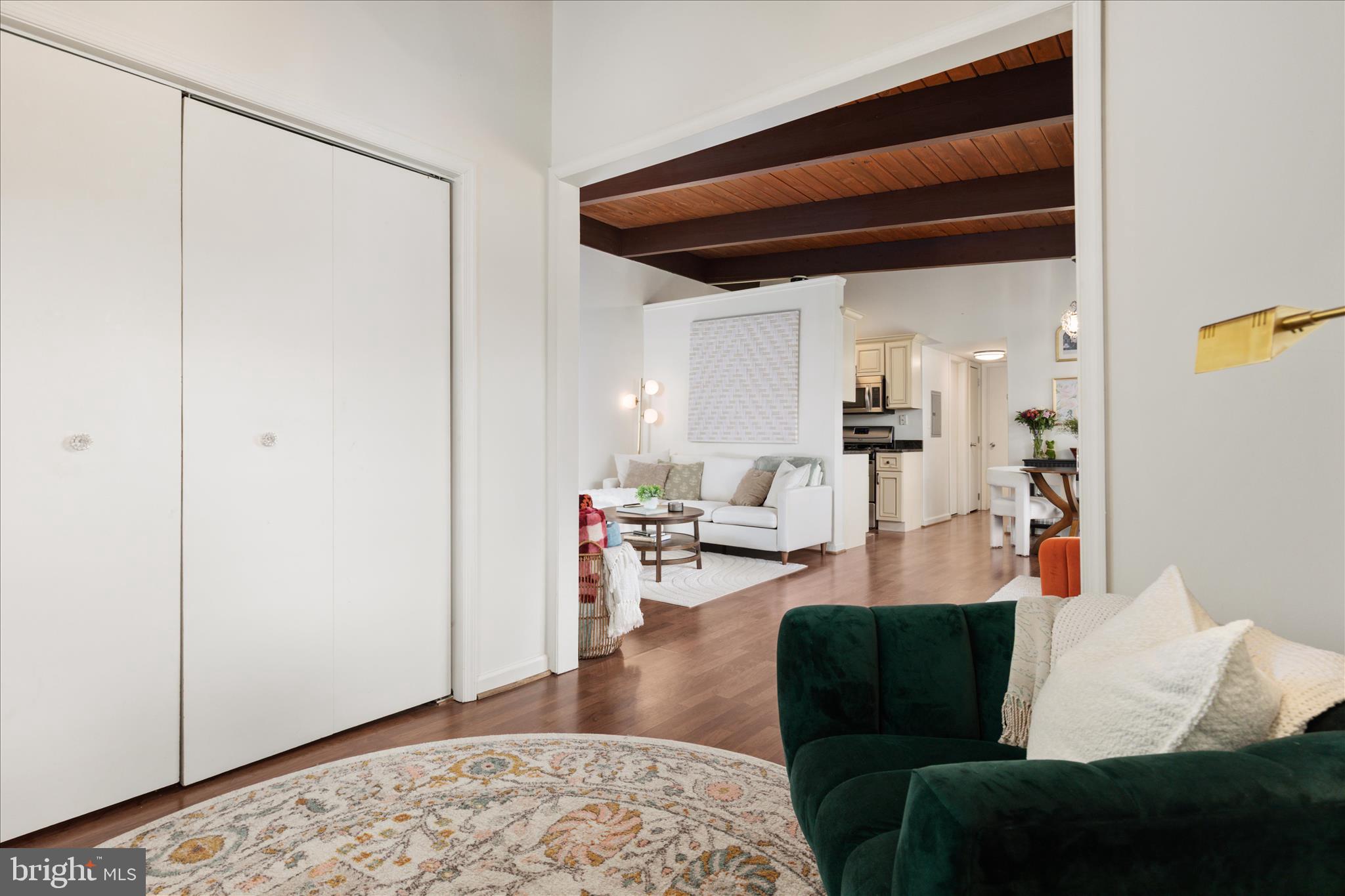 FAIRFAX HERITAGE - Residential