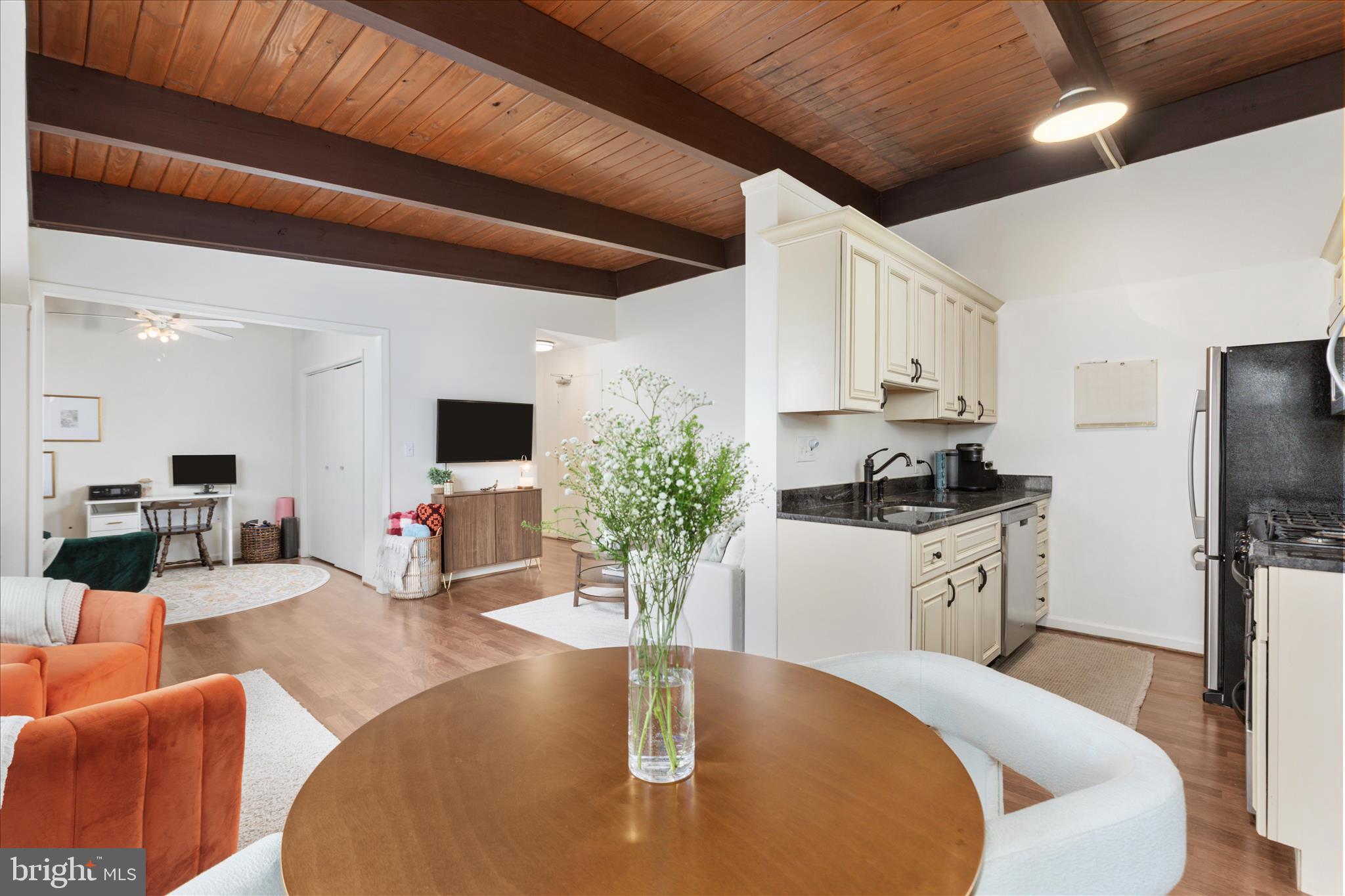 FAIRFAX HERITAGE - Residential