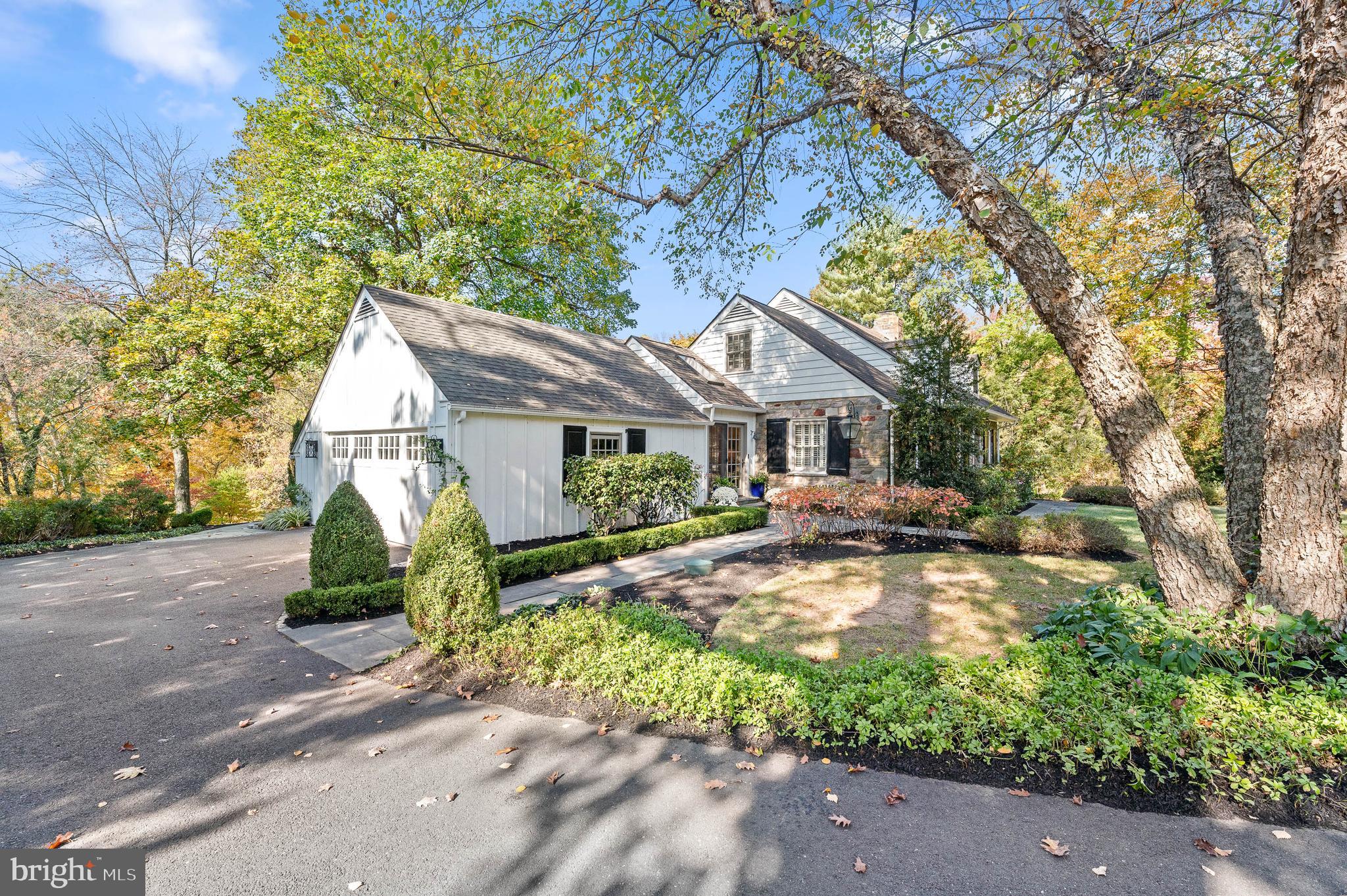 GLADWYNE - Residential