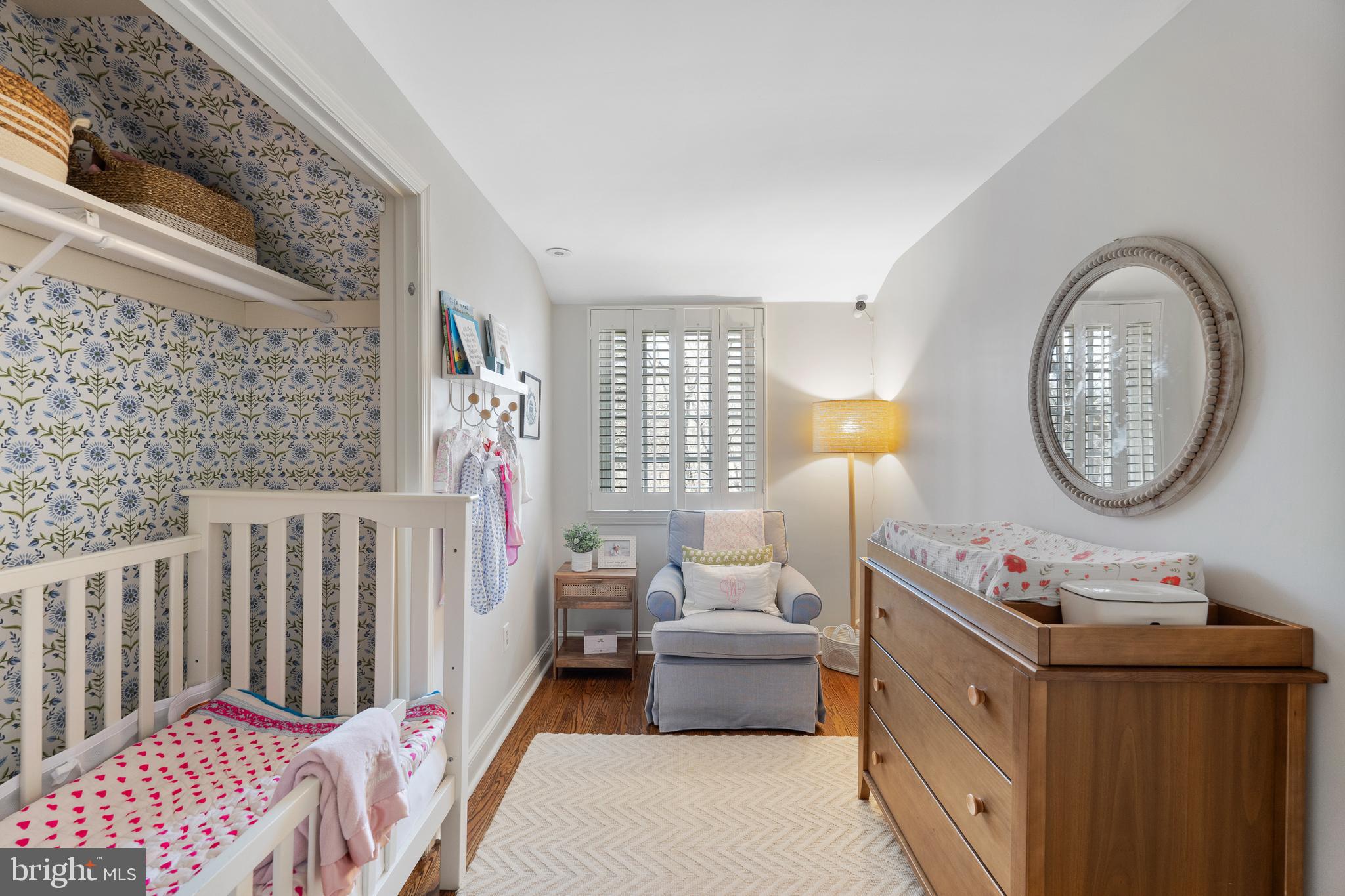 GLADWYNE - Residential