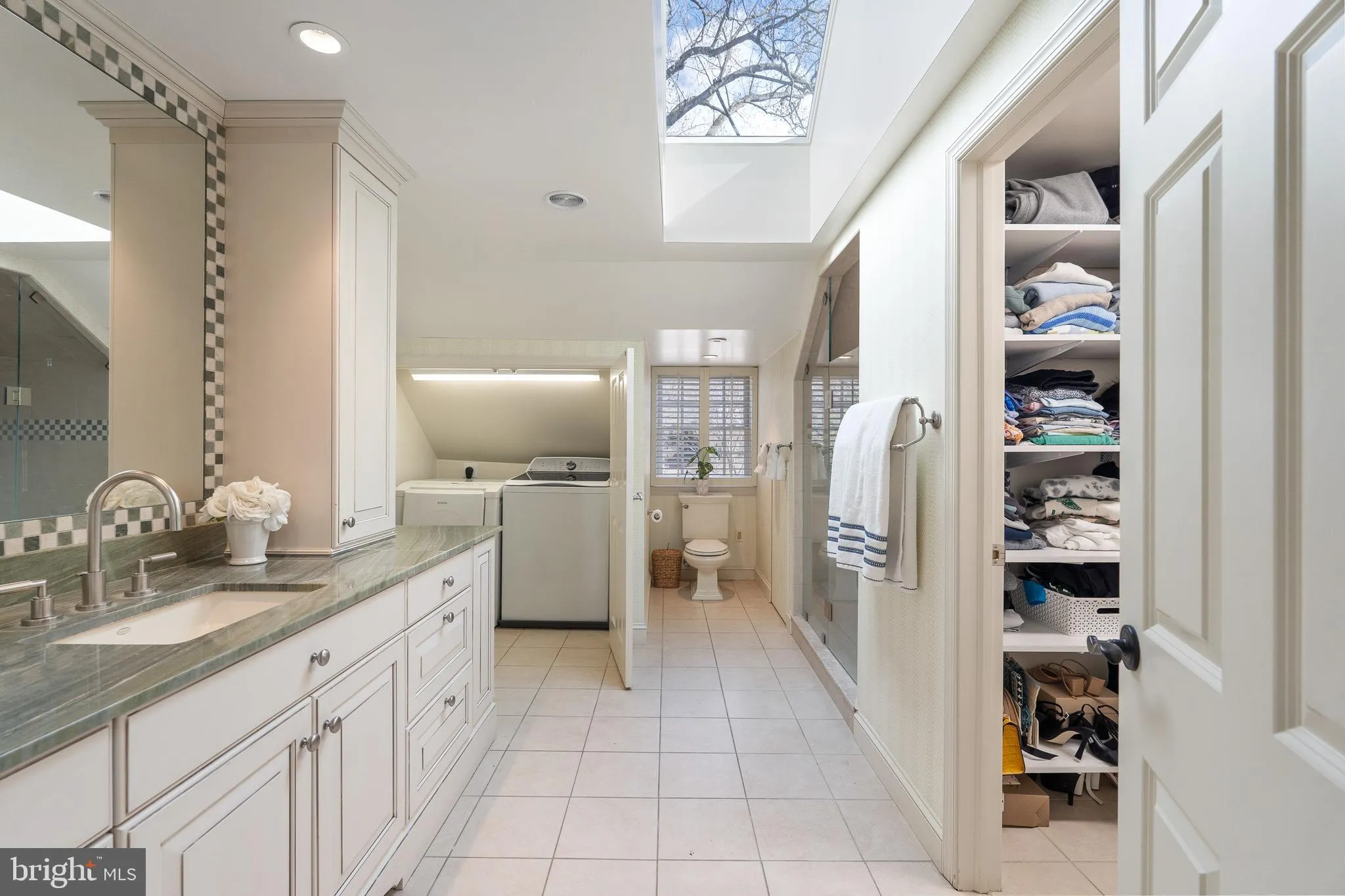 Gladwyne, Pennsylvania 19035, United States, 3 Bedrooms Bedrooms, ,4 BathroomsBathrooms,Residential,Contingent,5001