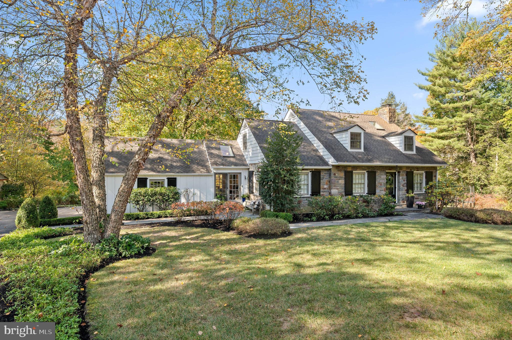 GLADWYNE - Residential