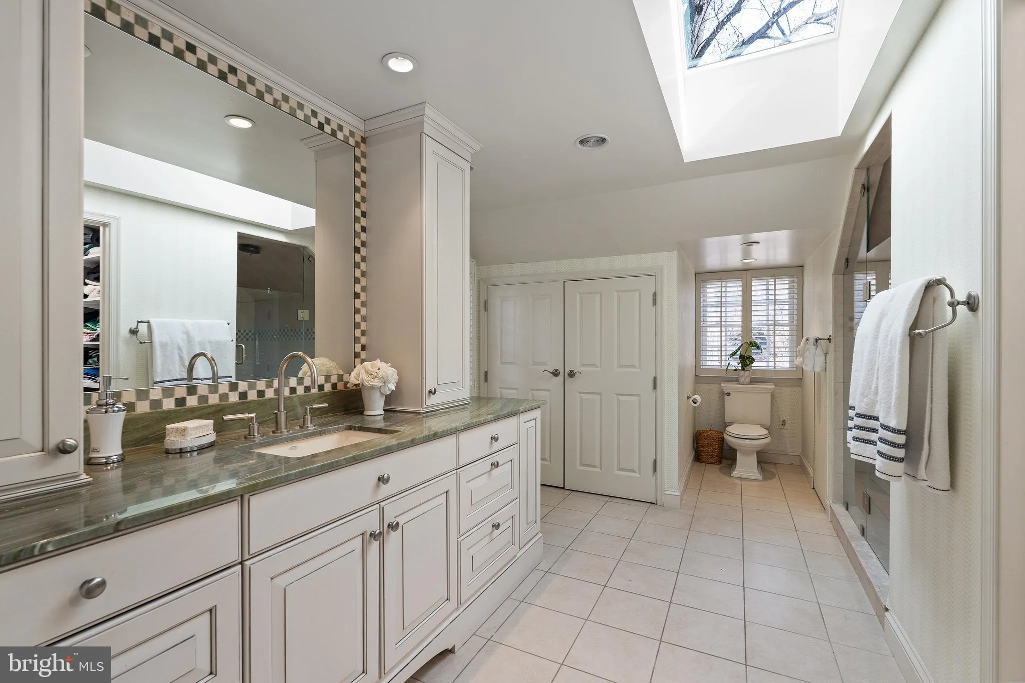 Gladwyne, Pennsylvania 19035, United States, 3 Bedrooms Bedrooms, ,4 BathroomsBathrooms,Residential,Contingent,5001