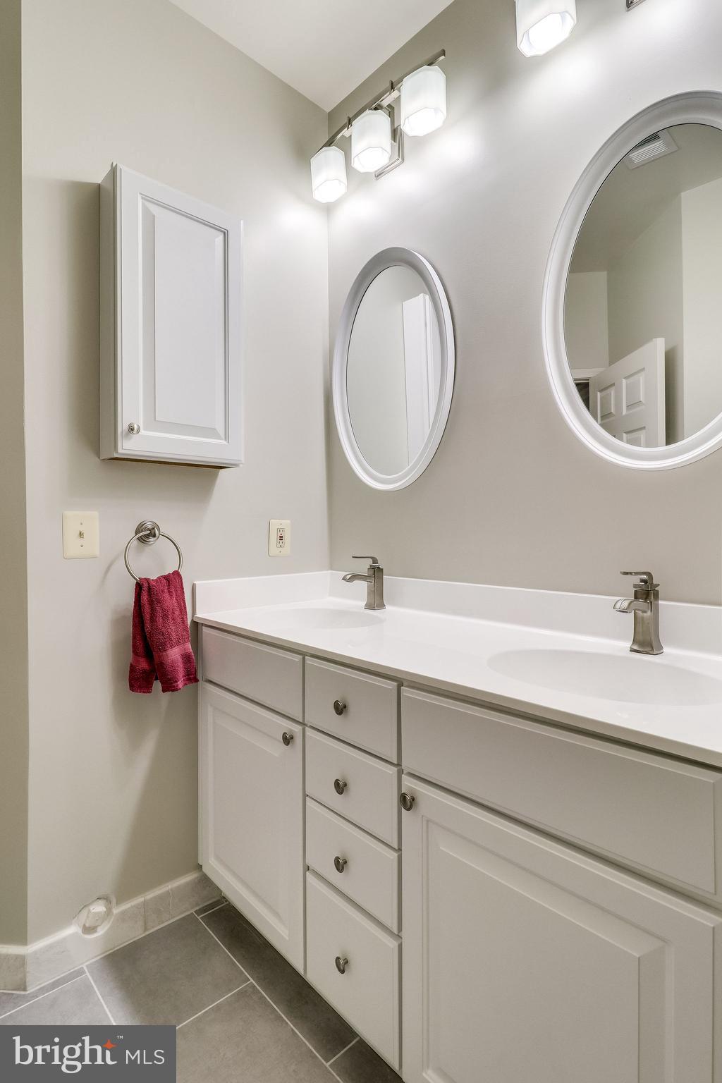 GATES OF WESTFALLS - Residential