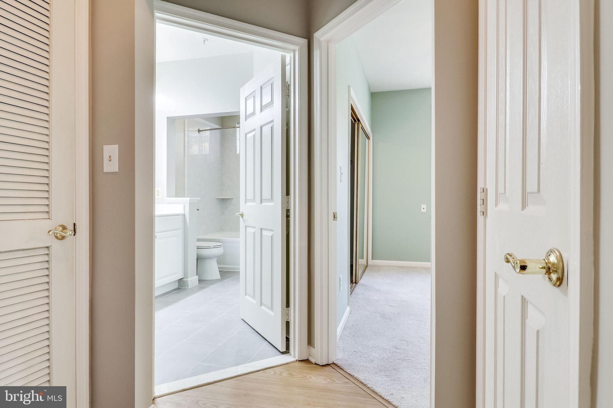 GATES OF WESTFALLS - Residential