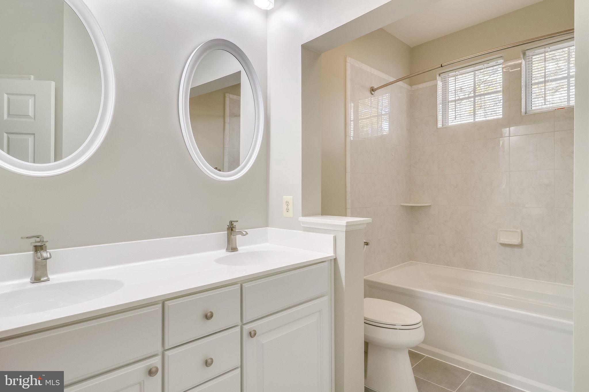 GATES OF WESTFALLS - Residential