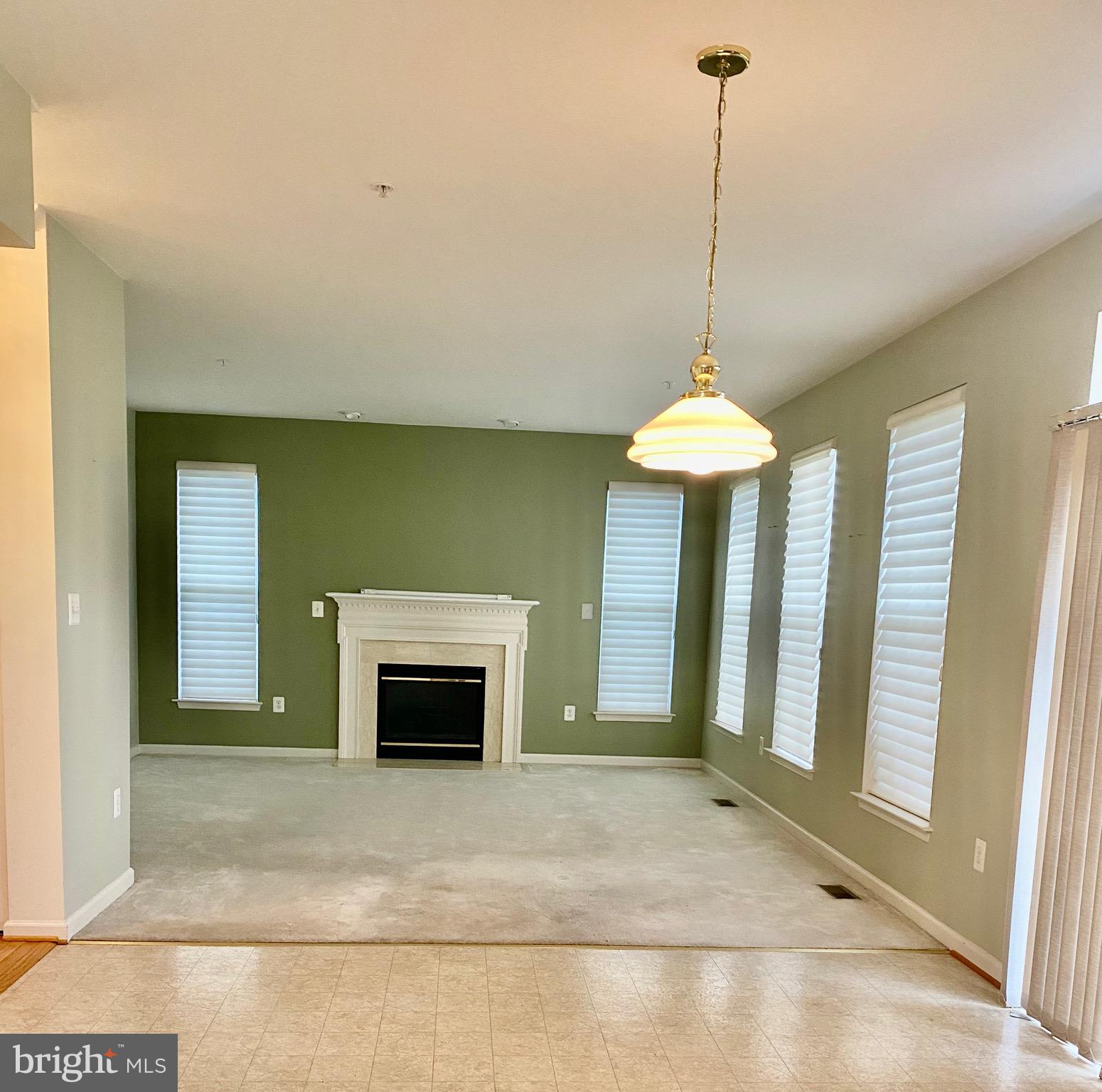 THE VILLAGES AT WELLINGTON - Residential Lease