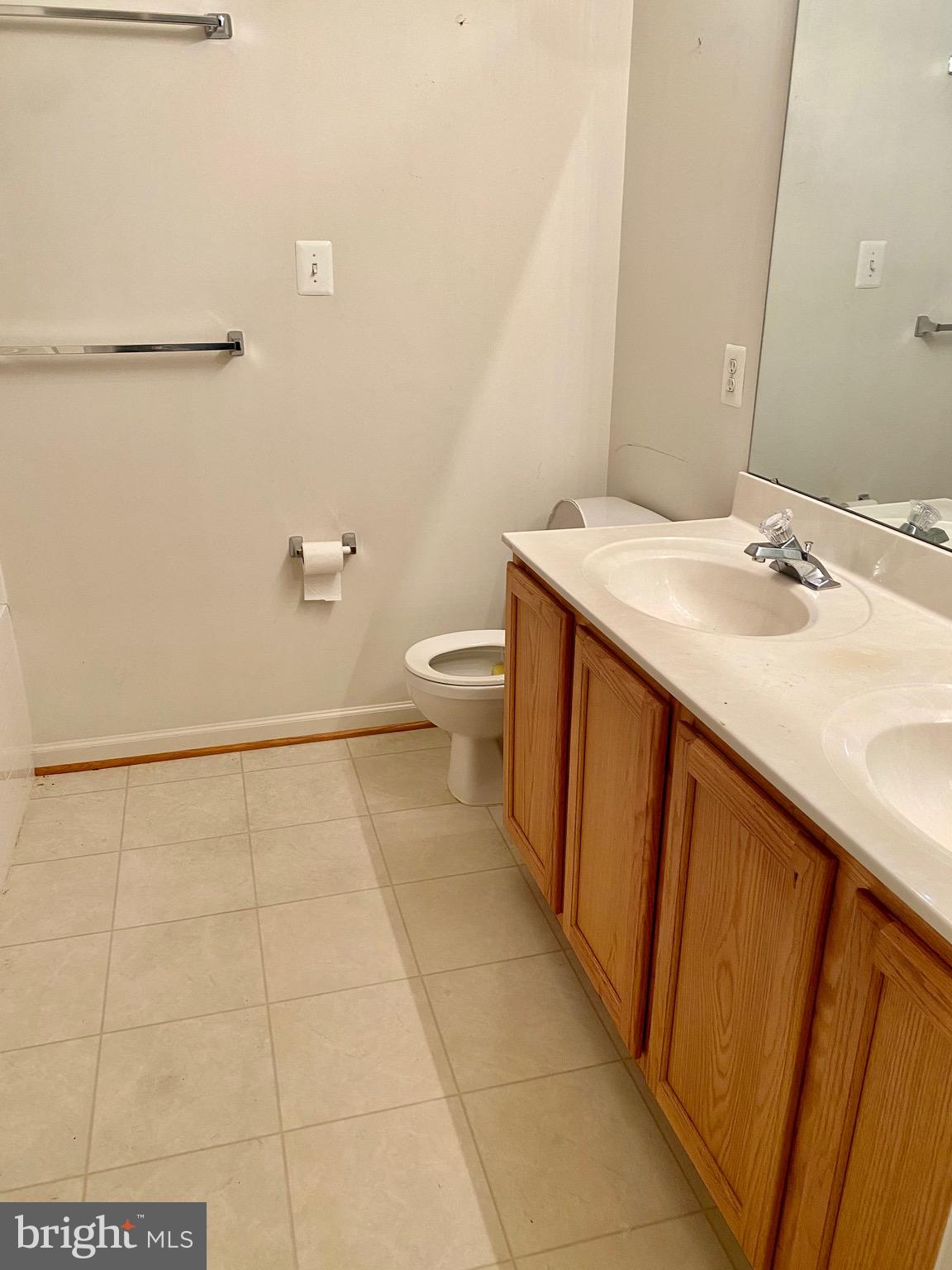 THE VILLAGES AT WELLINGTON - Residential Lease