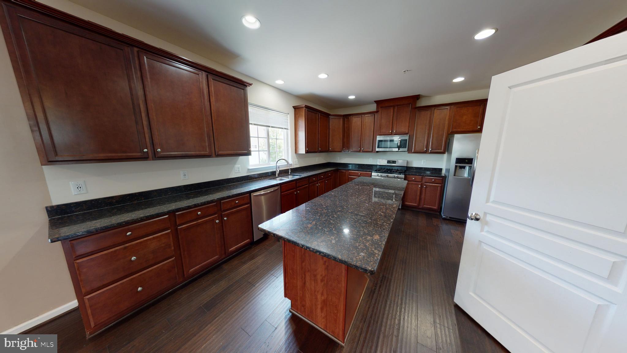 WOODLAND PARK AT WILDEWOOD - Residential