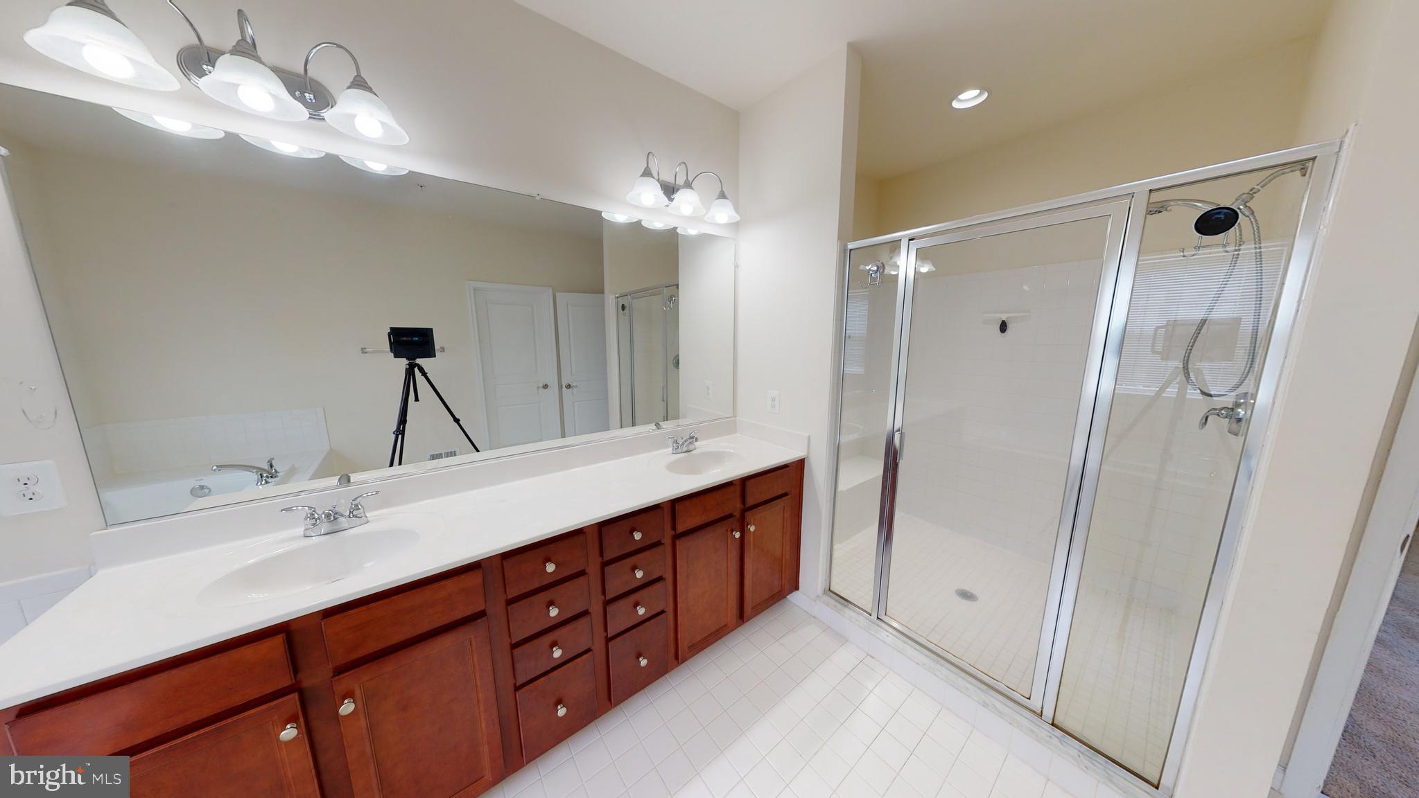 WOODLAND PARK AT WILDEWOOD - Residential