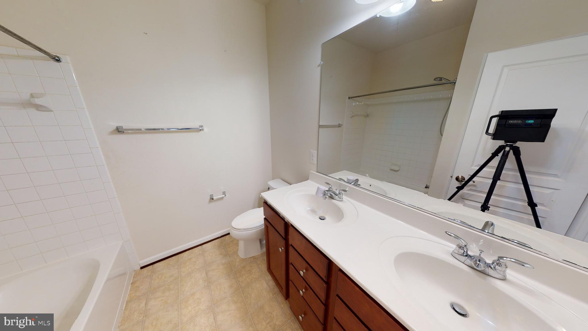 WOODLAND PARK AT WILDEWOOD - Residential