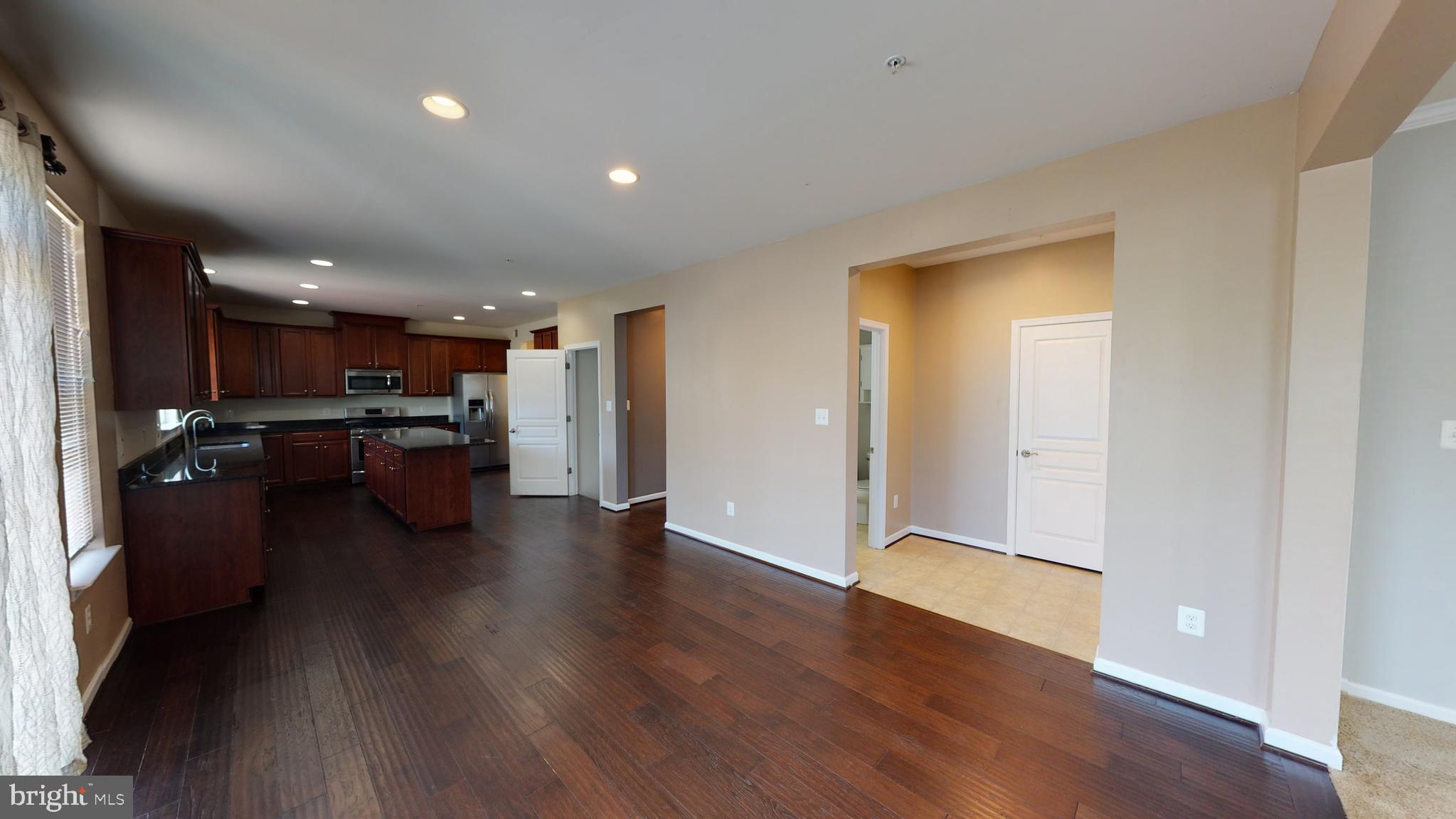 WOODLAND PARK AT WILDEWOOD - Residential