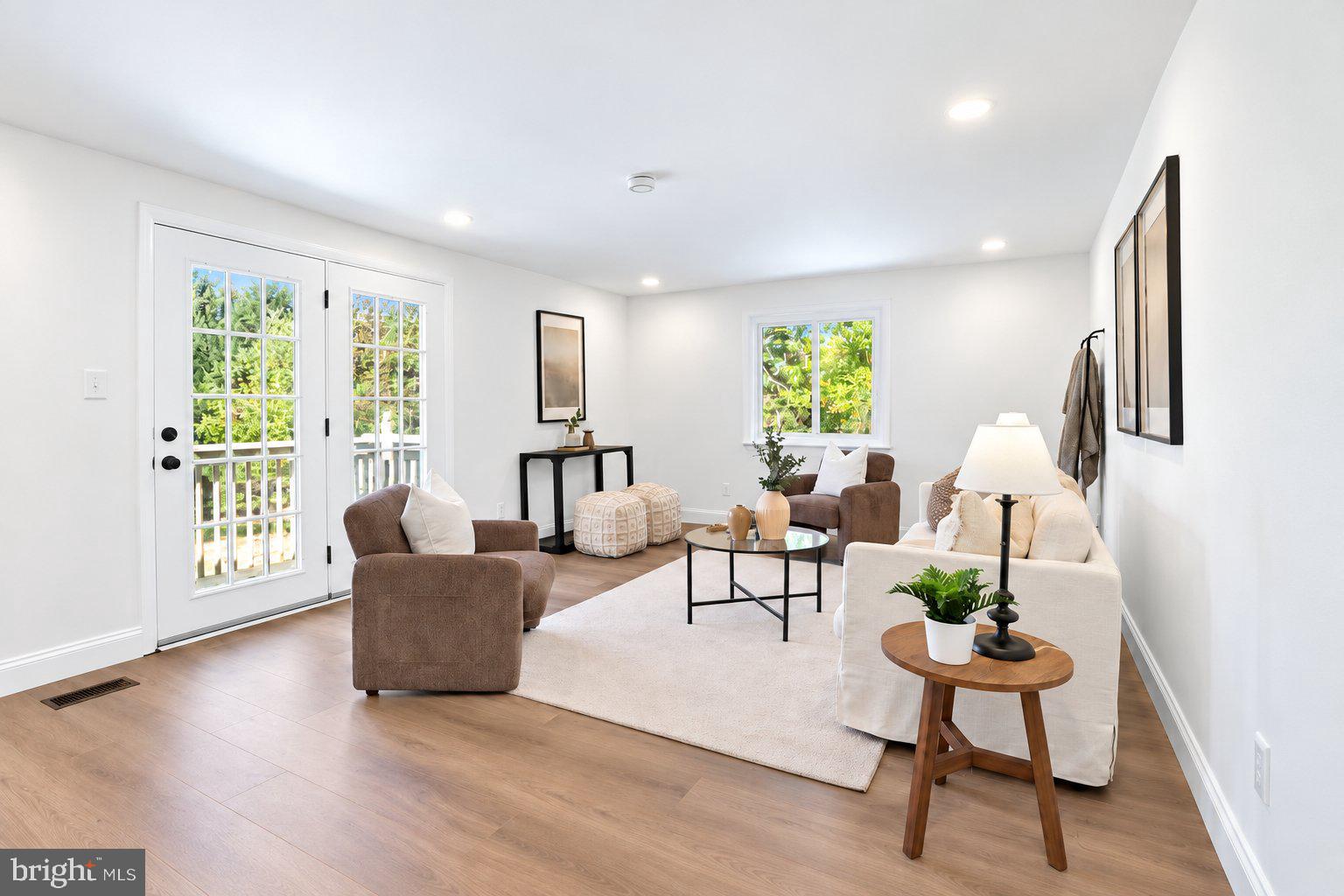 1002 MONKTON ROAD