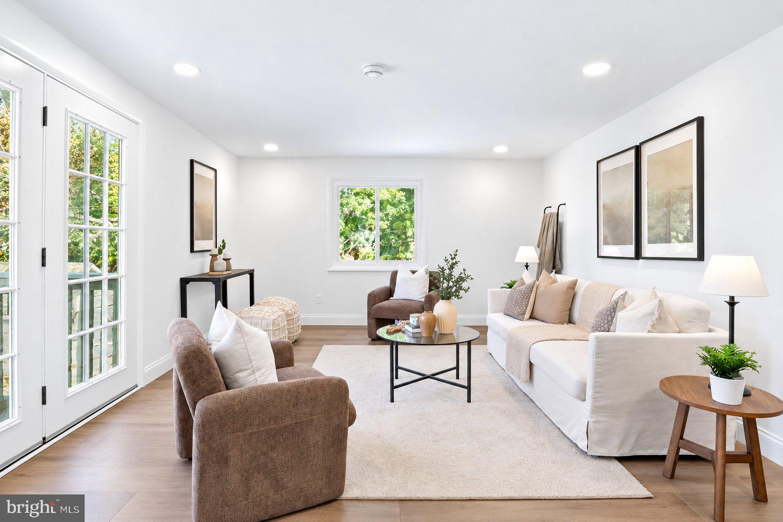 1002 MONKTON ROAD