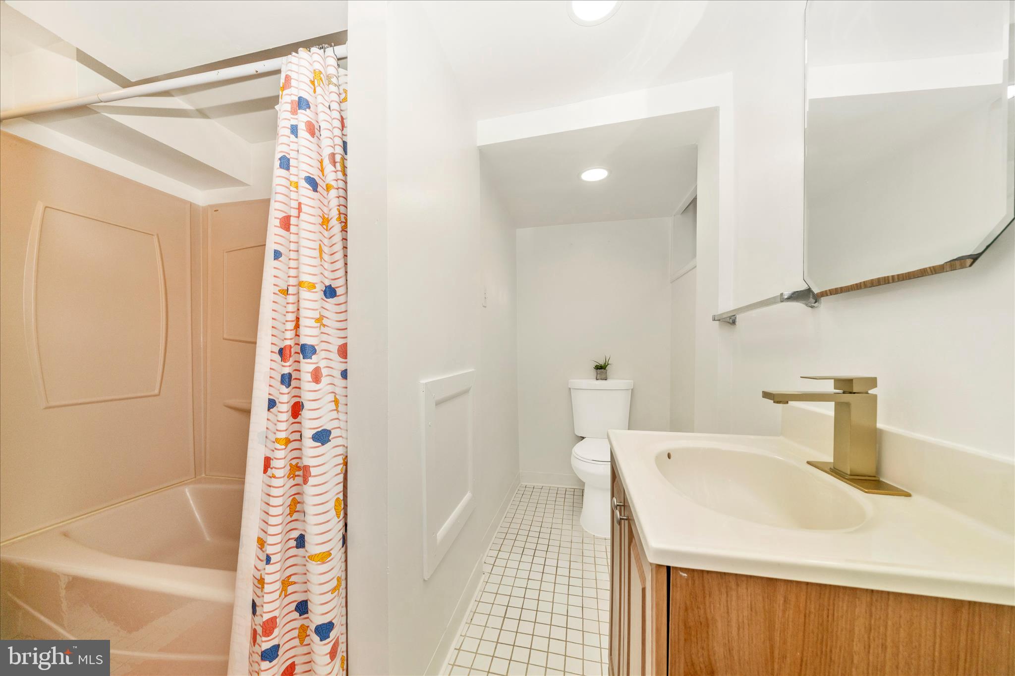 CHILLUM TERRACE - Residential