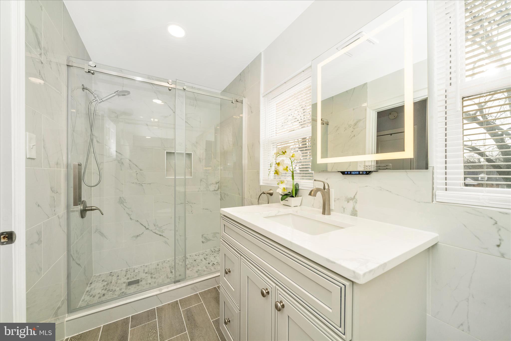 CHILLUM TERRACE - Residential