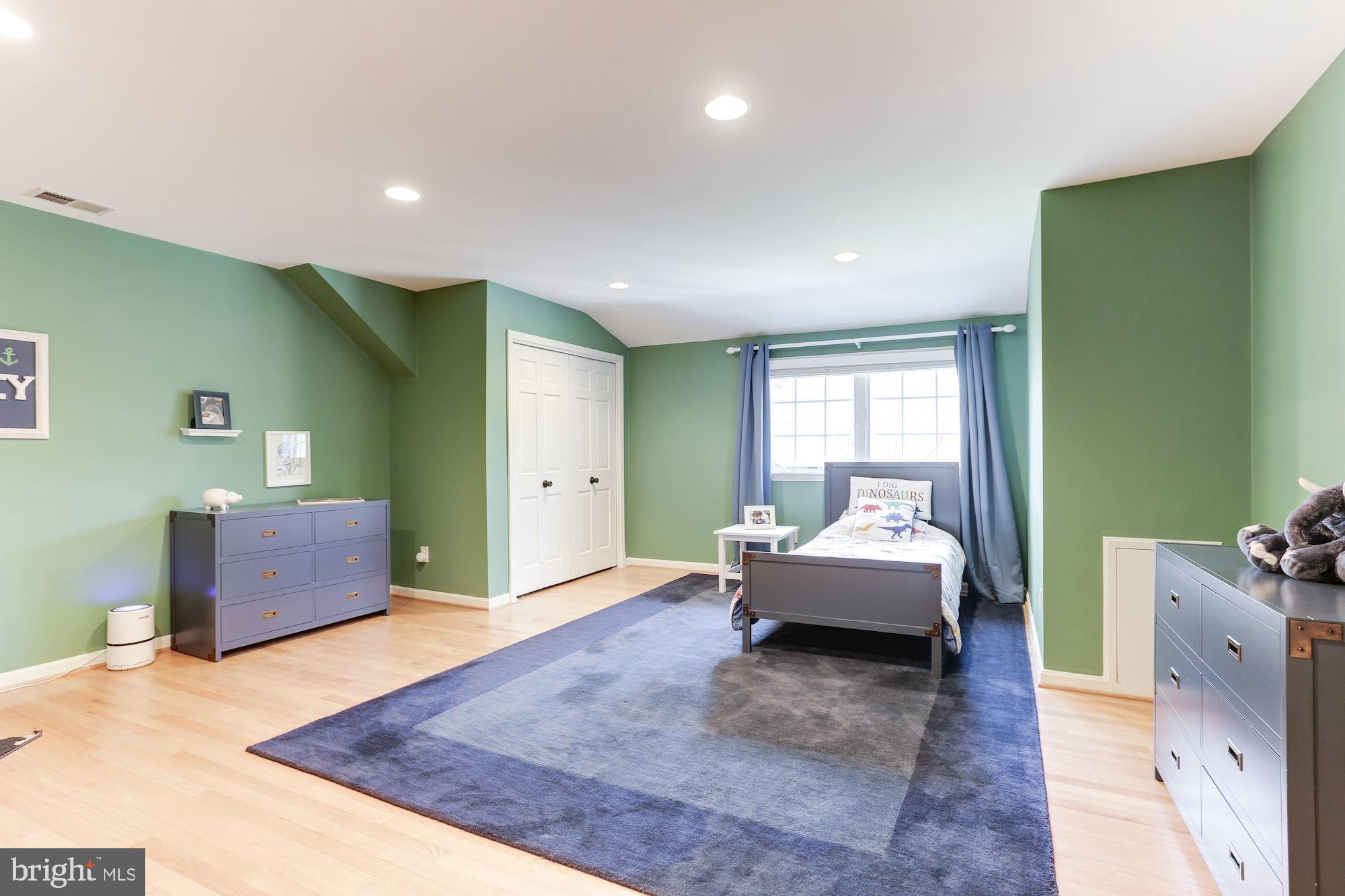 GREAT FALLS ESTATES - Residential